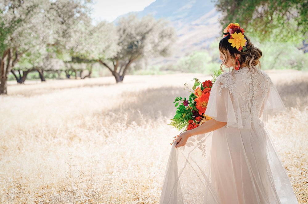 Fiesta+Bride-Rancho+Guejito+Winery-Mariela+Campbell+Photography28.jpg