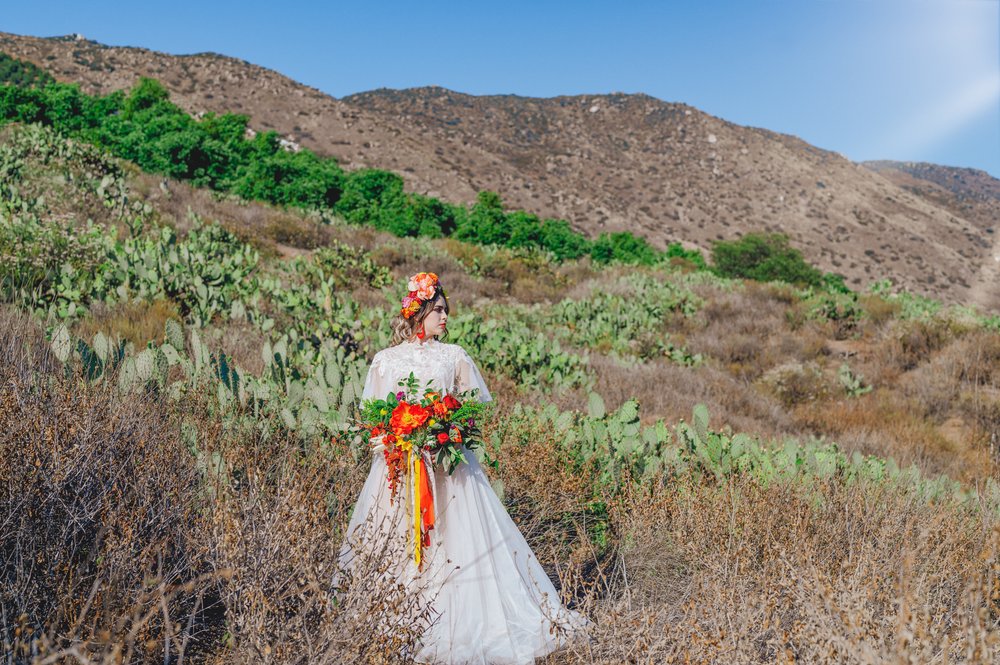 Fiesta+Bride-Rancho+Guejito+Winery-Mariela+Campbell+Photography37.jpg
