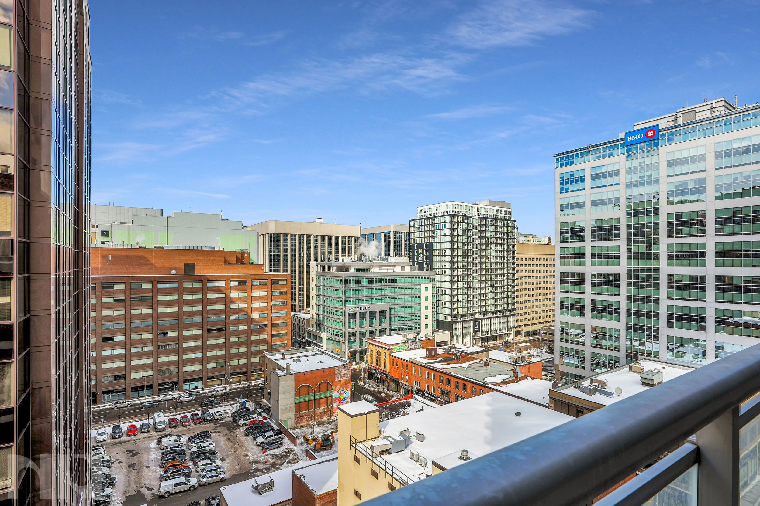 1303-324-Laurier-Ave-34.jpg