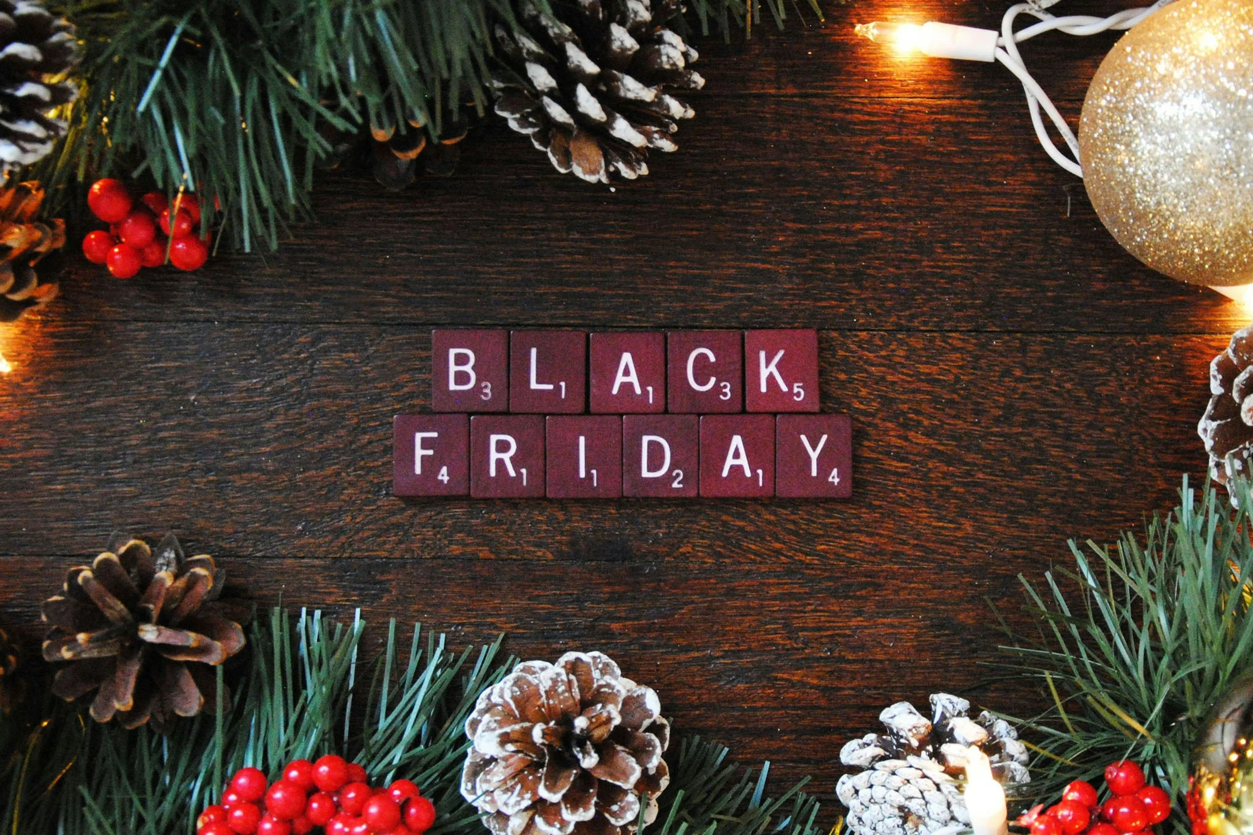 U.S. Holiday Spending Tops $1 Trillion