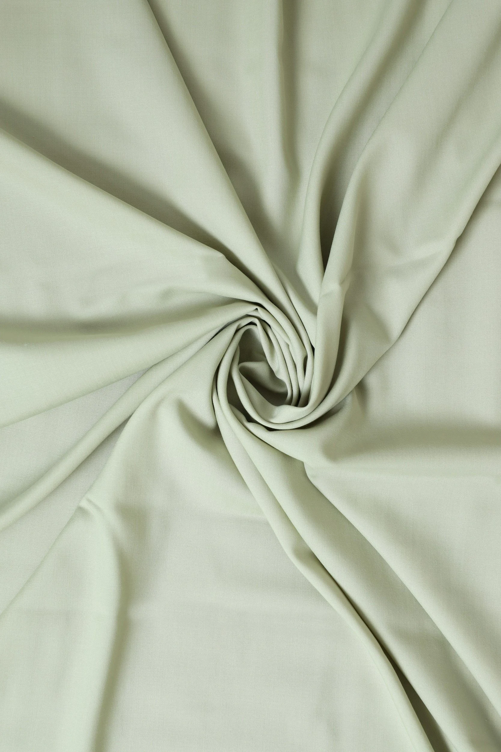 Is Polyester Losing Its Cool?</span>