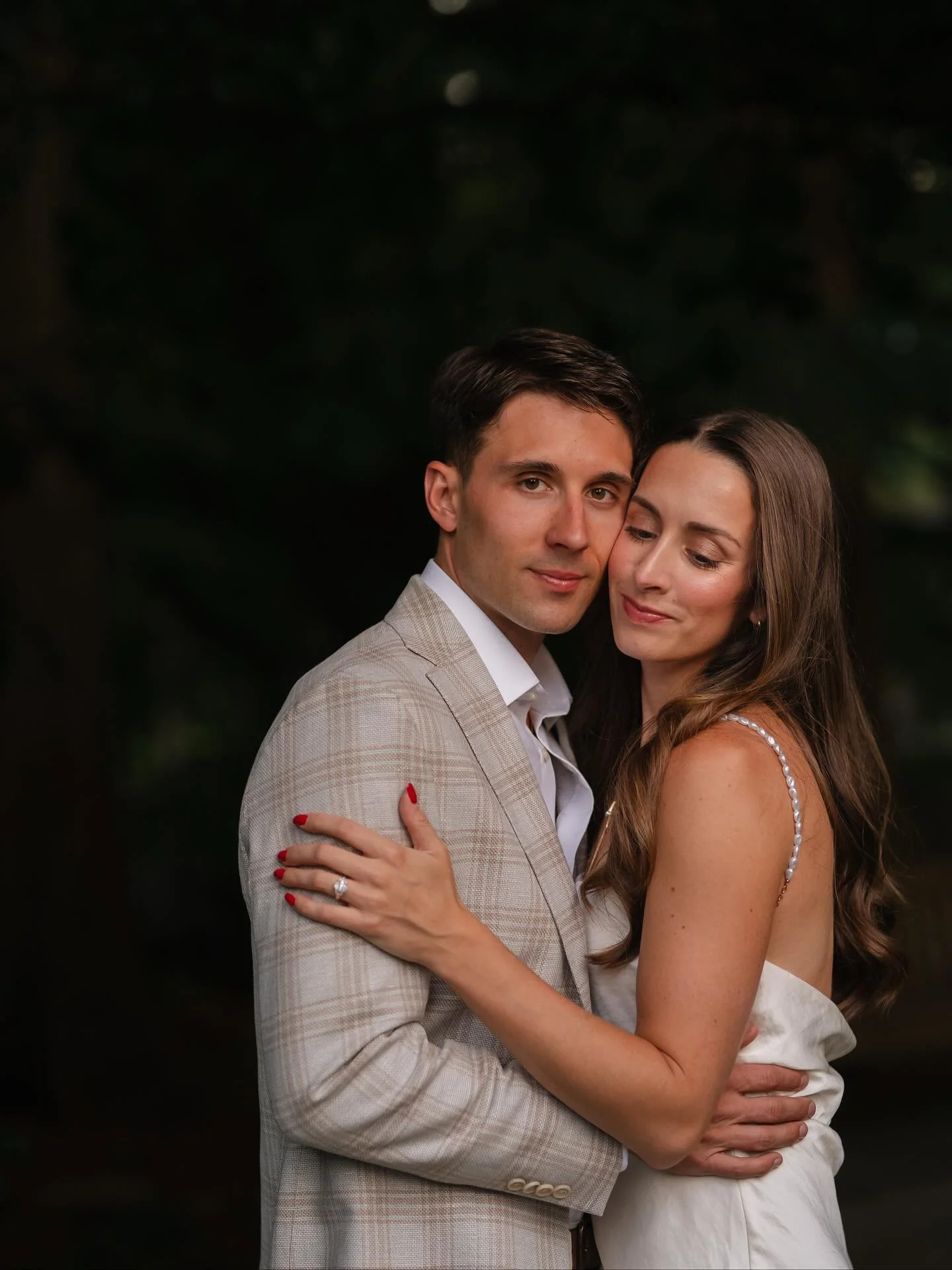 It&rsquo;s @laurenmcgonigle1020 &lsquo;s birthday!!! What better day is there to share these engagement photos of the lovely Lauren and Daulton❤️ So glad we could do this before I left!!! Sending you both so much live from Scotland🏴󠁧󠁢󠁳󠁣󠁴󠁿💌