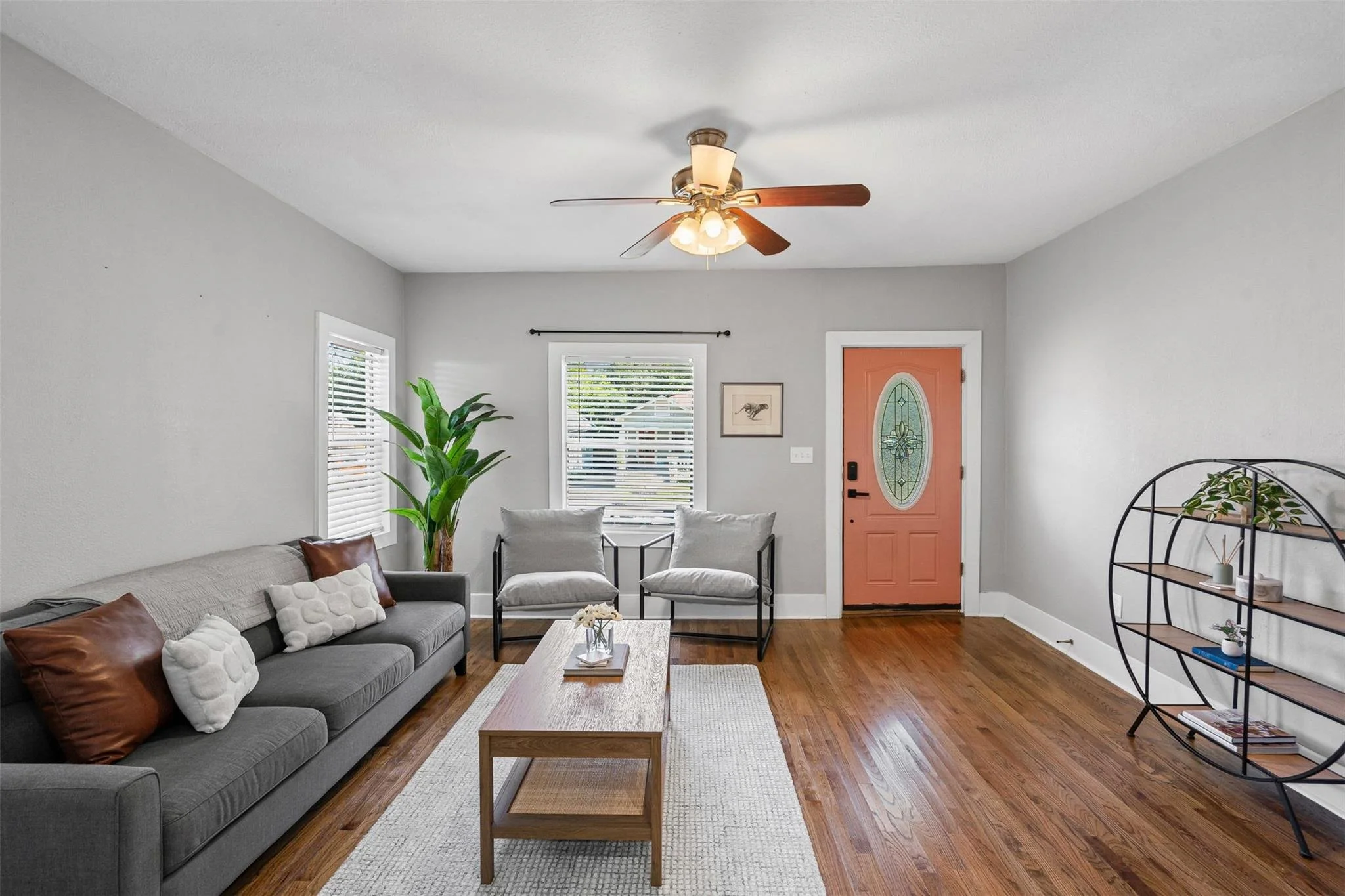 1217 Hawthorne 2.jpeg