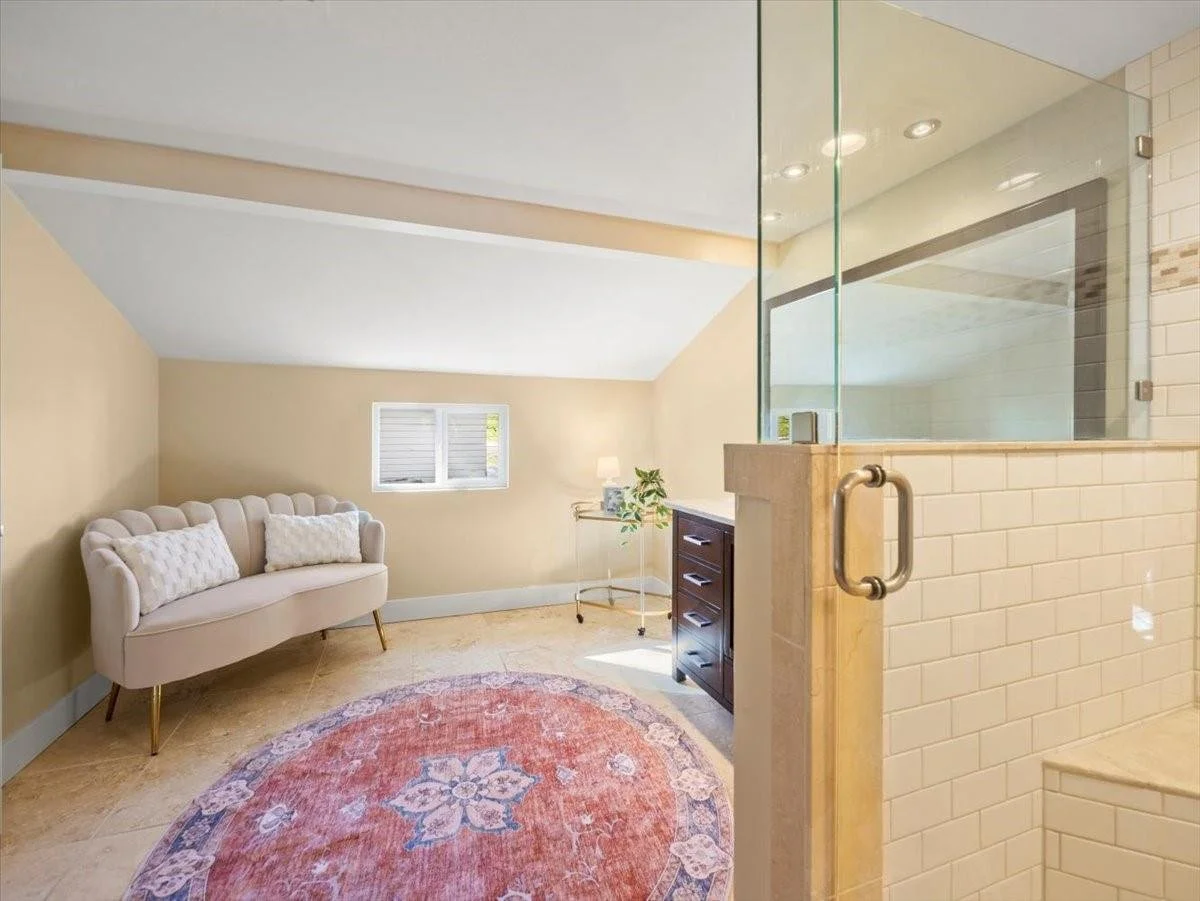 817 Edgefield 8.jpeg