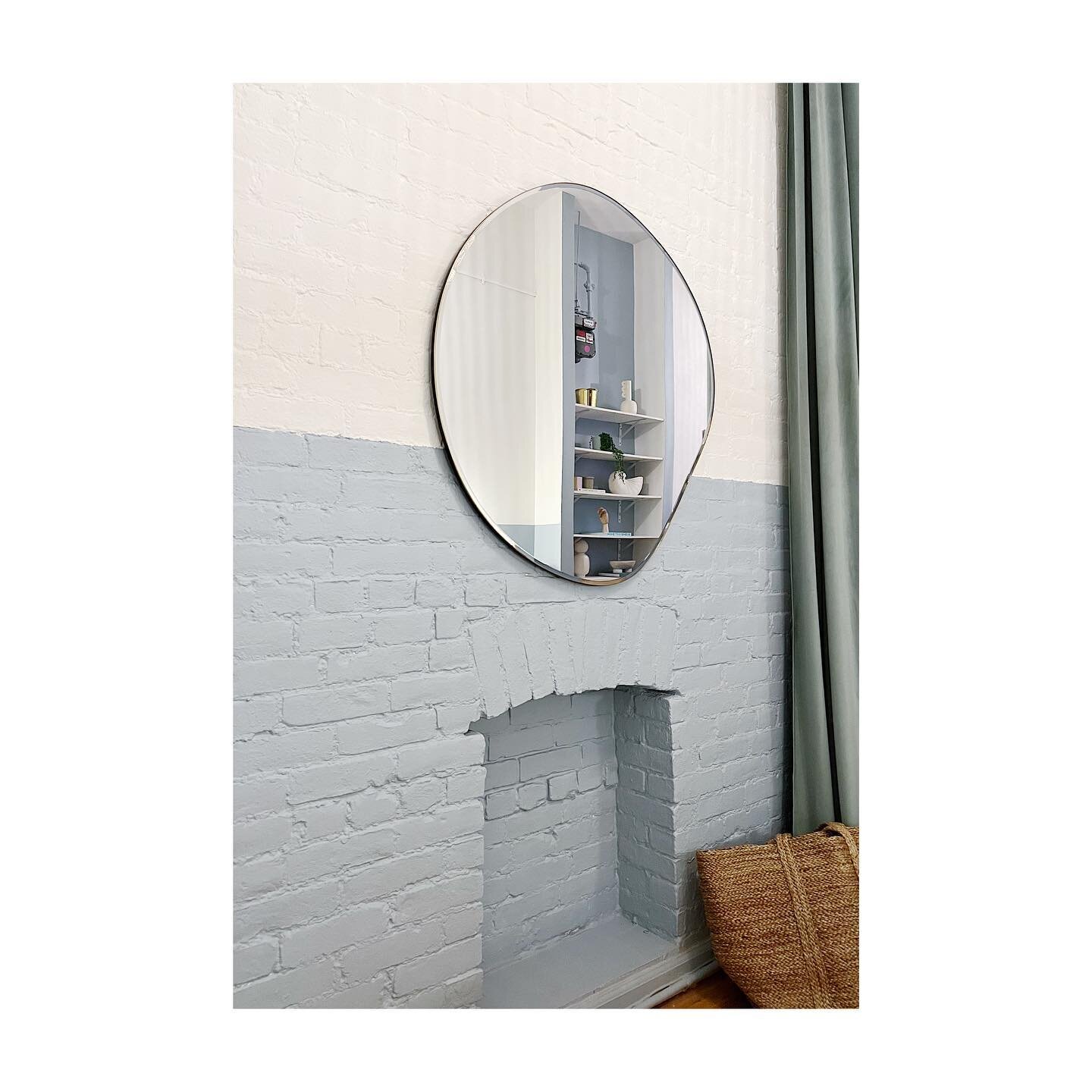 Because we love an asymmetric mirror moment &mdash; no one is perfect, so why should our mirror be?

@fermliving @backdrop @franny_hospitality @fenixliving #designapartments #airbnb #airbnbsuperhost #shorttermrental
