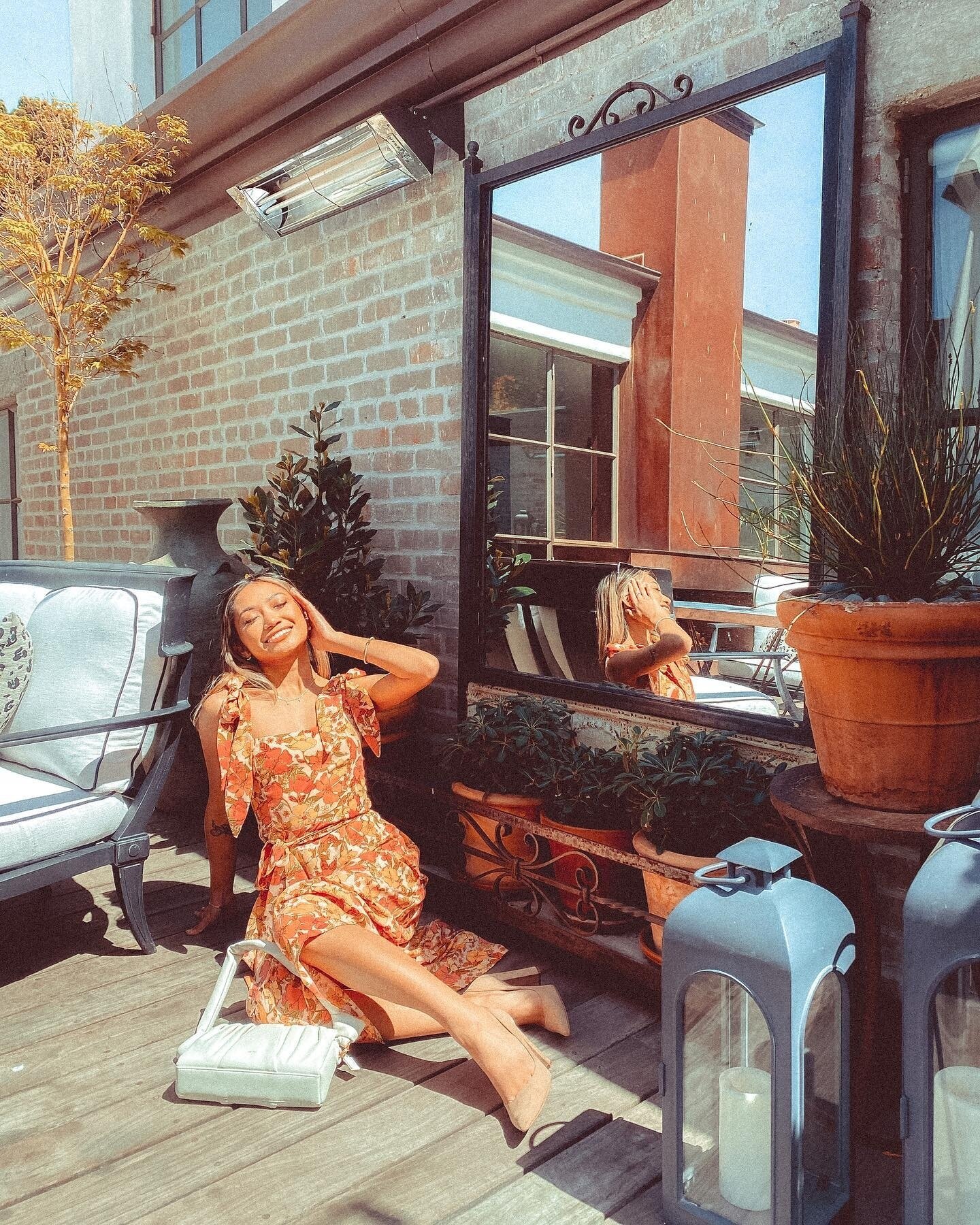 Sunny and 70s all week long ☀️ Find us on the terrace. ⁠
⁠
.⁠
.⁠
.⁠
⁠
Photo: @bynicalina