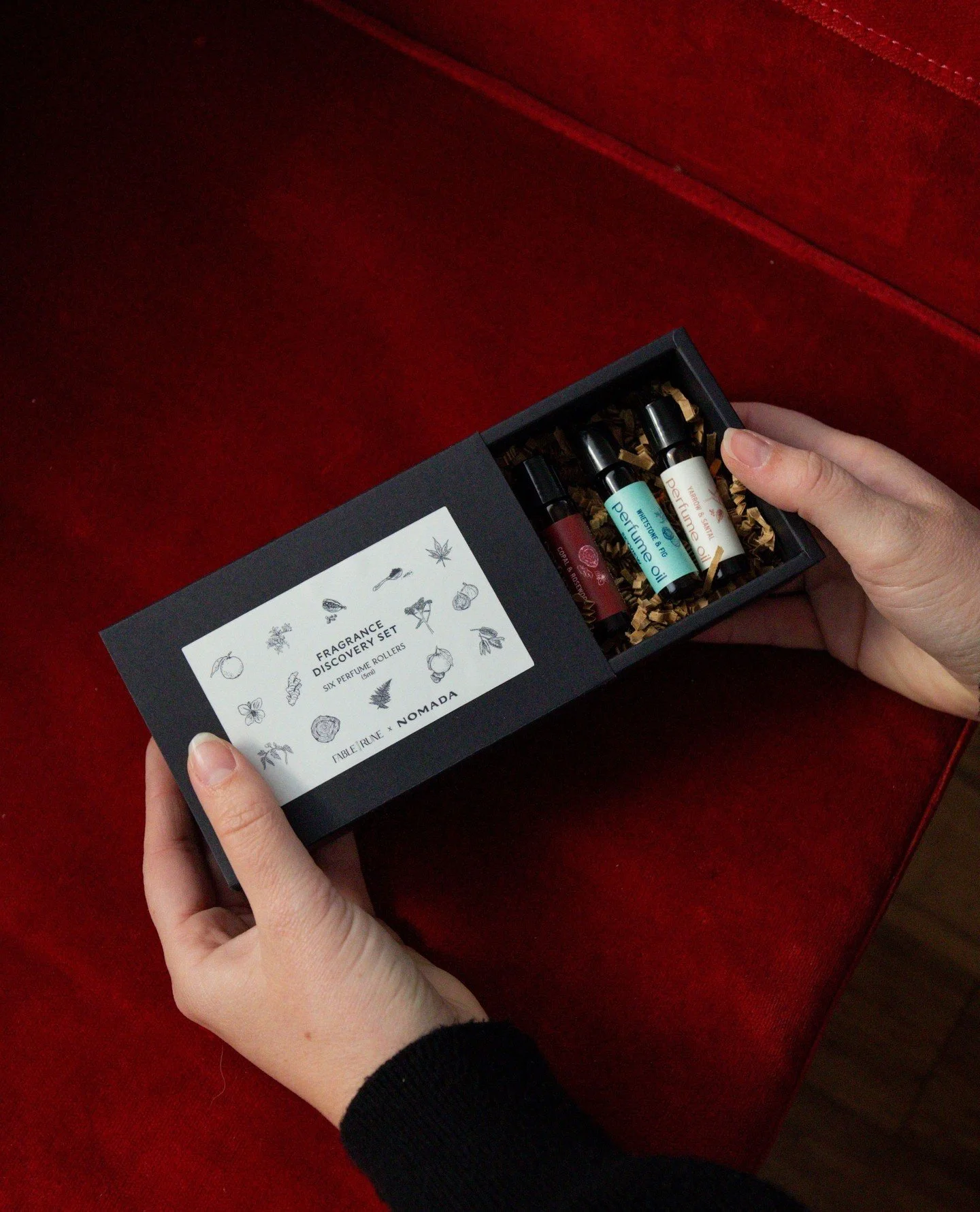 Six scents. Zero guesswork. Discover the entire range of Nomada's signature fragrances by @fablerune &mdash; all wrapped up in one perfume set that's perfect for holiday gifting. 🎁 ⁠
⁠
The collection includes all six of our compact rollerball perfum