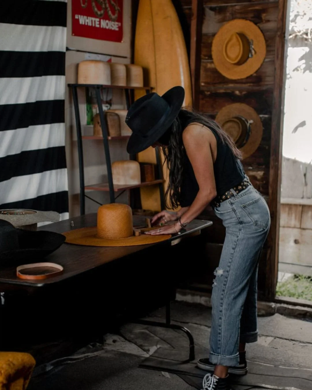 LET'S HEAR IT FOR THE GIRLS: @stellarbysabreena ✷⁠
⁠
At Stellar + Sun Hat Co., Sabreena Urness crafts bespoke hats inspired by the cowboy culture of California&rsquo;s Central Coast. In a field traditionally dominated by men, she brings a fresh creat