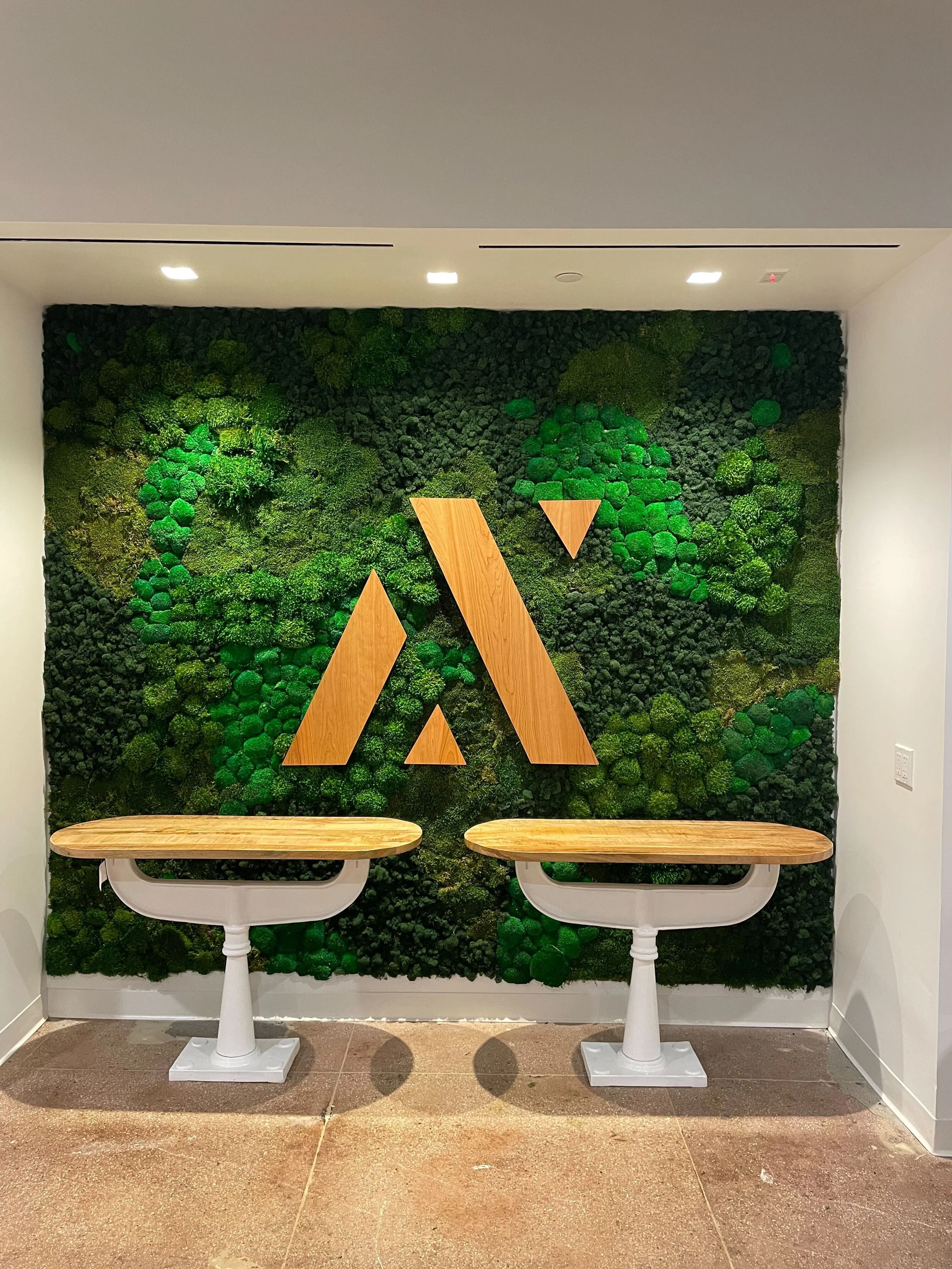 Axoni- Moss Wall — Urbanstrong