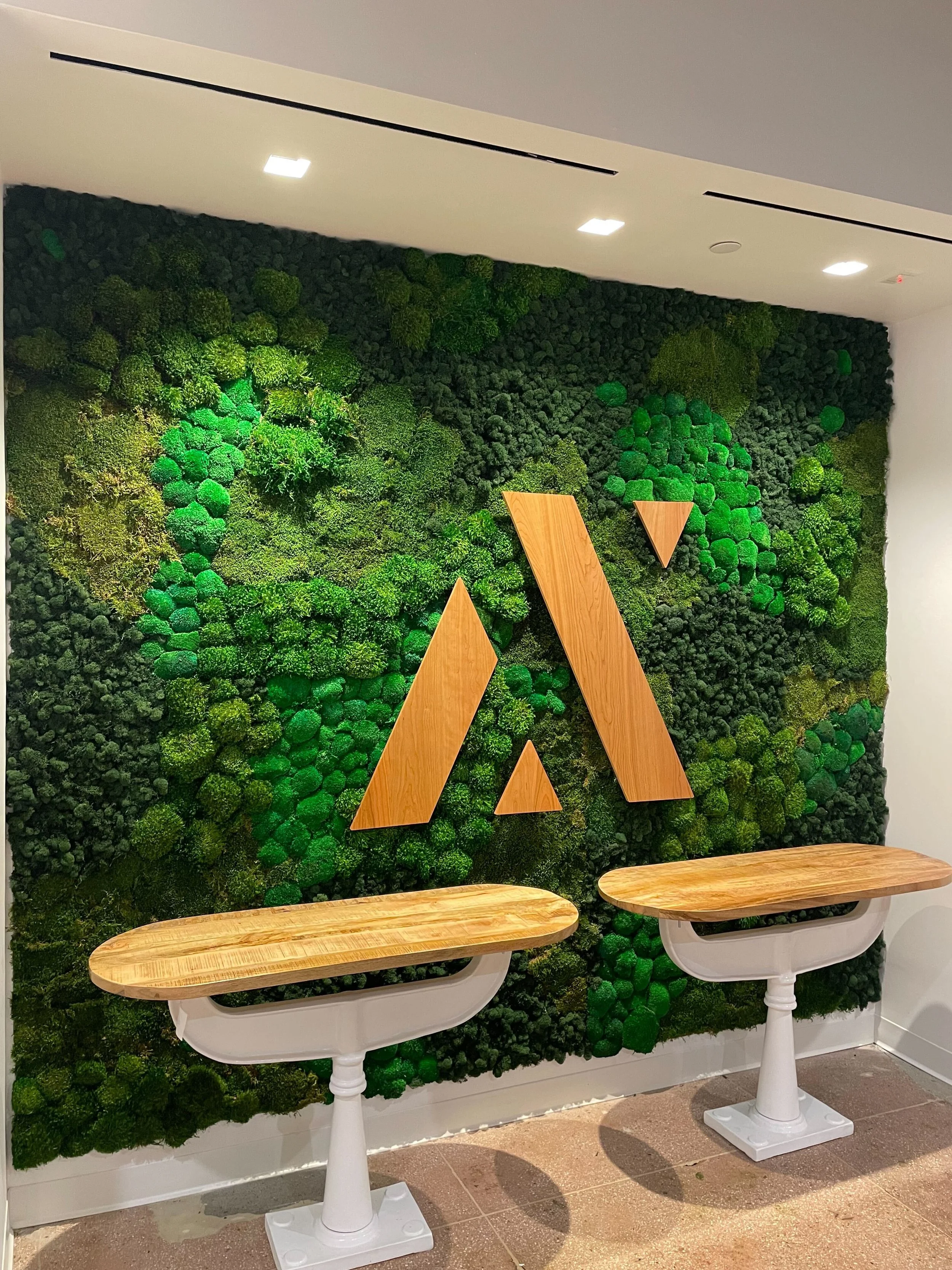 Axoni- Moss Wall — Urbanstrong