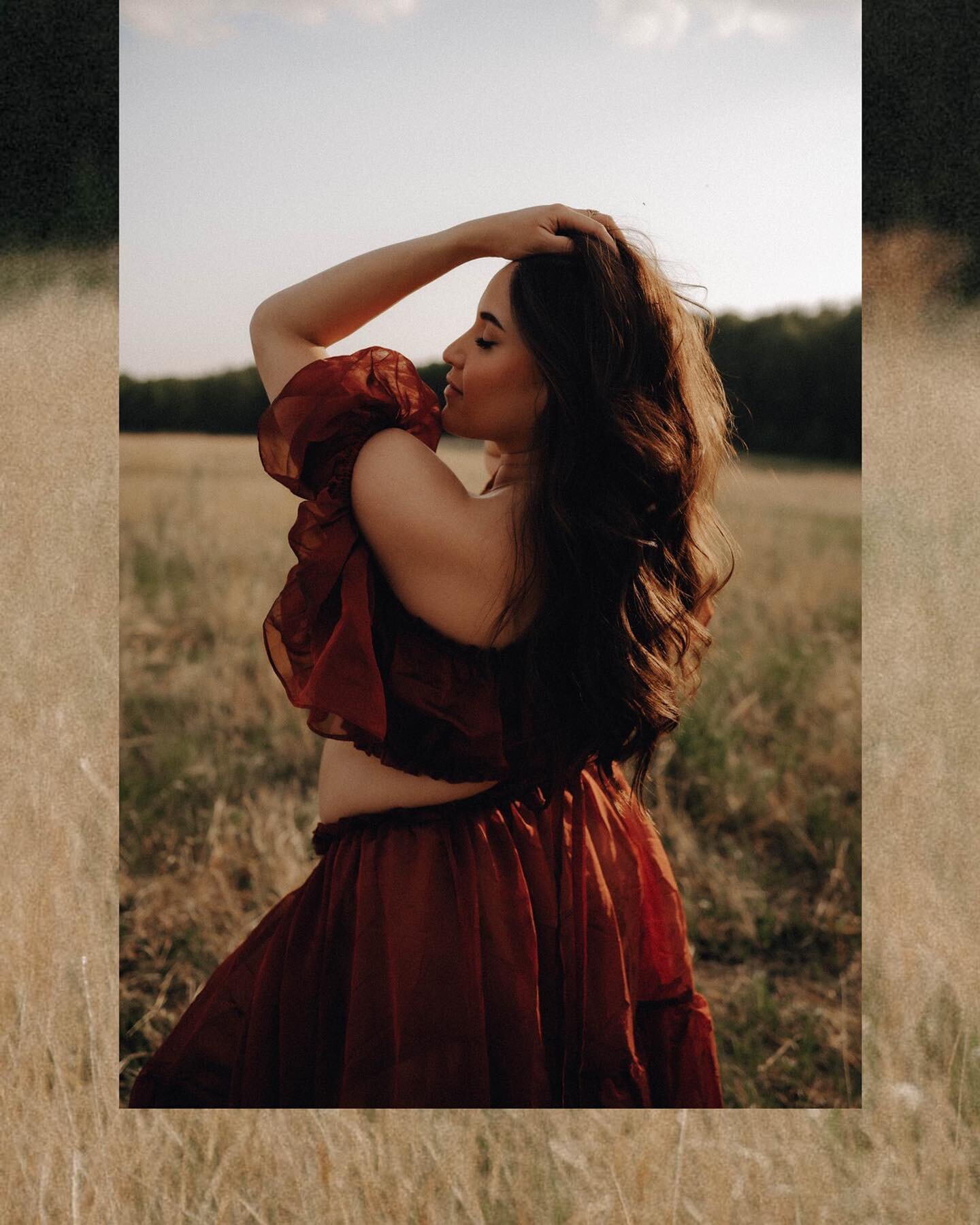 There is nothing more powerful than the feminine energy.

Mama-to-be solo shoots are a must. Your body is doing something incredible, remember to document it in all of its glory 😍

Dress: @canadadressrentals 🖤

#yegmaternityphotographer #edmontonma