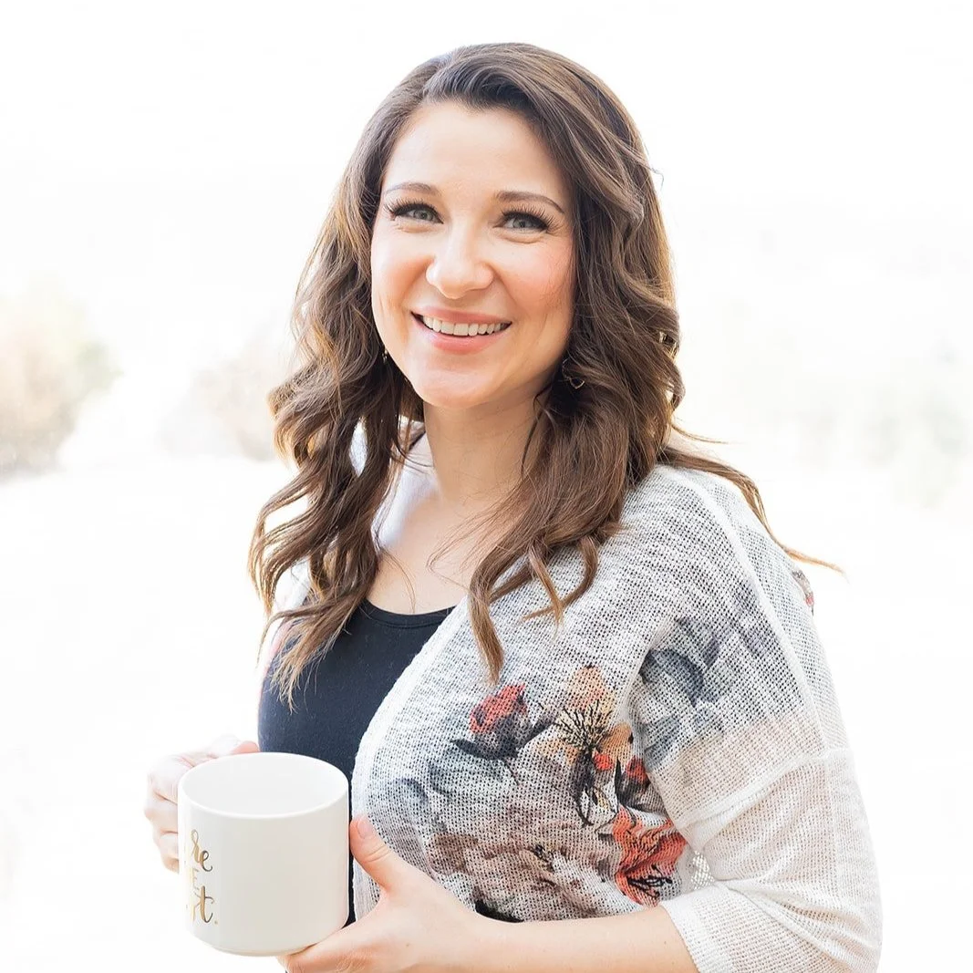 Episode 122: 3 Ways to Avoid Burnout in Motherhood with Elizabeth Andreyevskiy