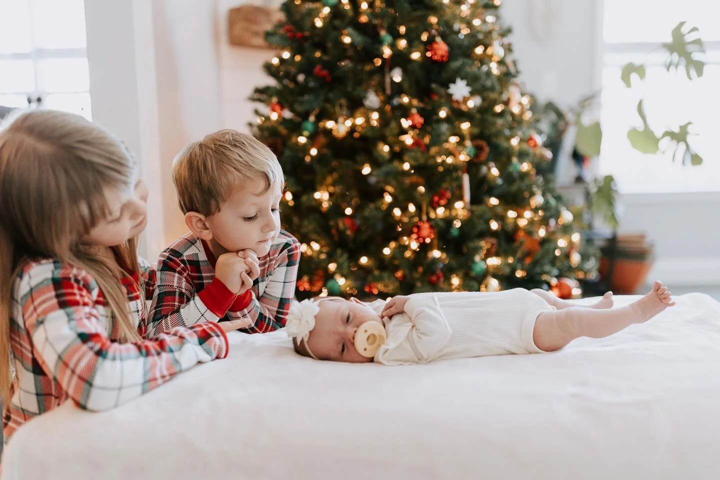 Merry Christmas 🎄 

It&rsquo;s been a long 7 weeks since I last posted. We&rsquo;ve been soaking in baby cuddles, adjusting to being a family of 5, and enjoying this time of year. This has been my favorite and such a beautiful postpartum experience 