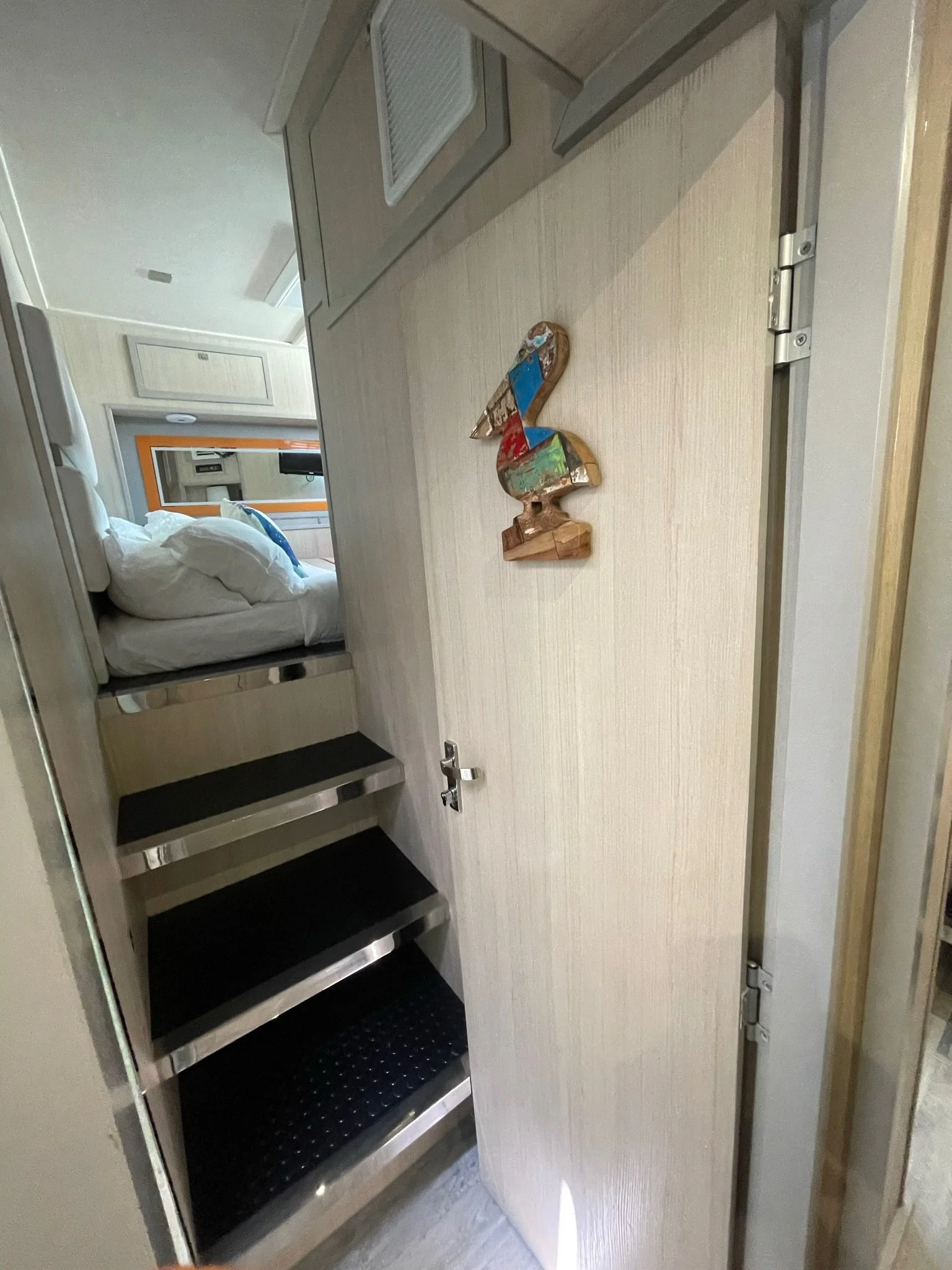 Starboard Mid Cabin Entrance