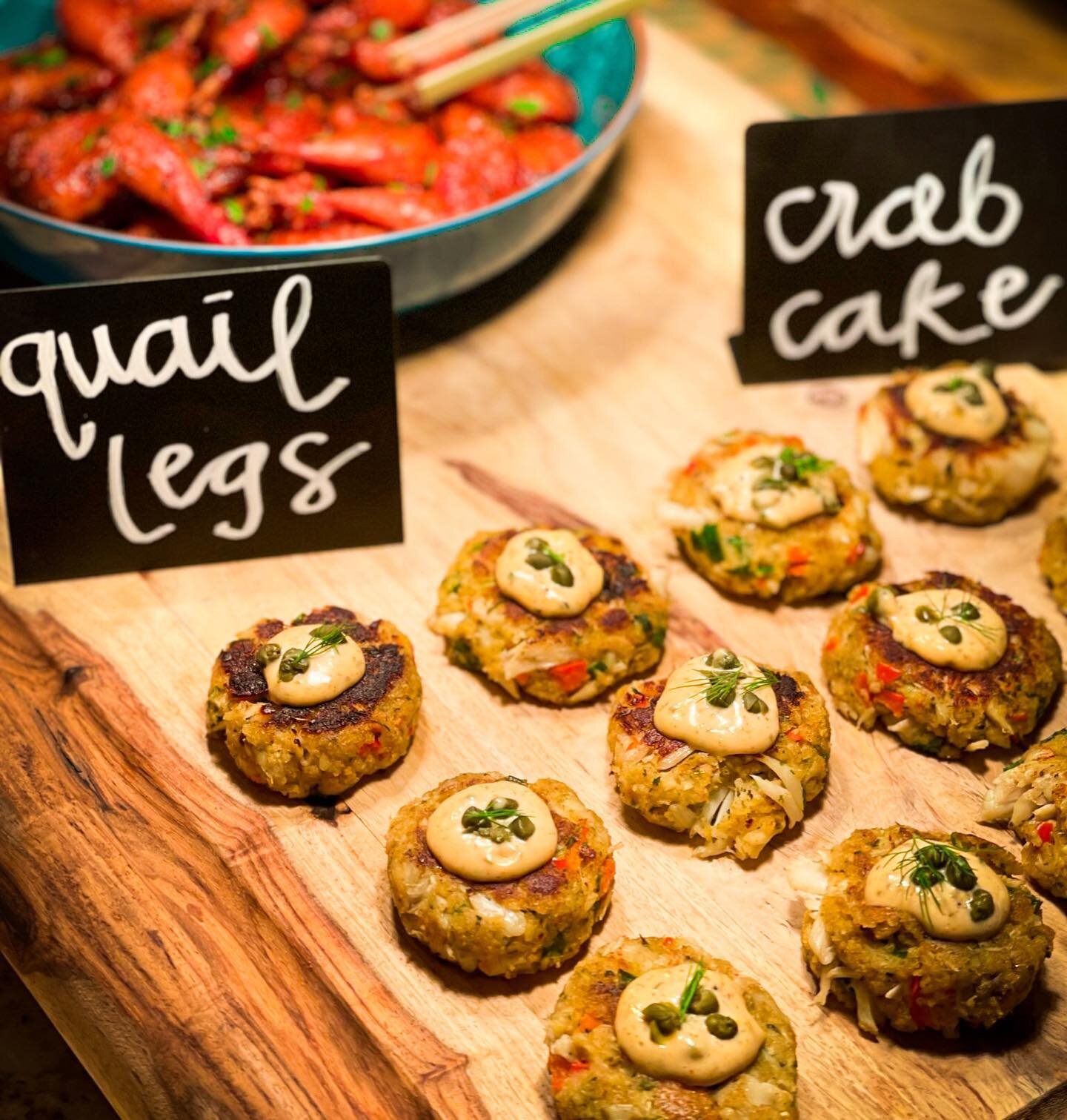 Cherry smoked quail legs from @brokenarrowmeats and crab cakes from @groomerseafood with our creamy remoulade. 

#crabcakes #quail #crab #texasquail #sanantonioweddingsmagazine #sanantoniocatering #safoodies #alamofoodie #localcatering #farmtotable #