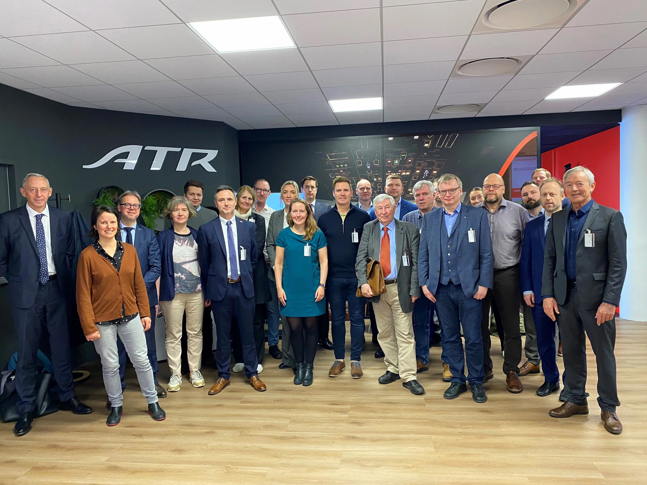 Delegasjon hos ATR red.jpg