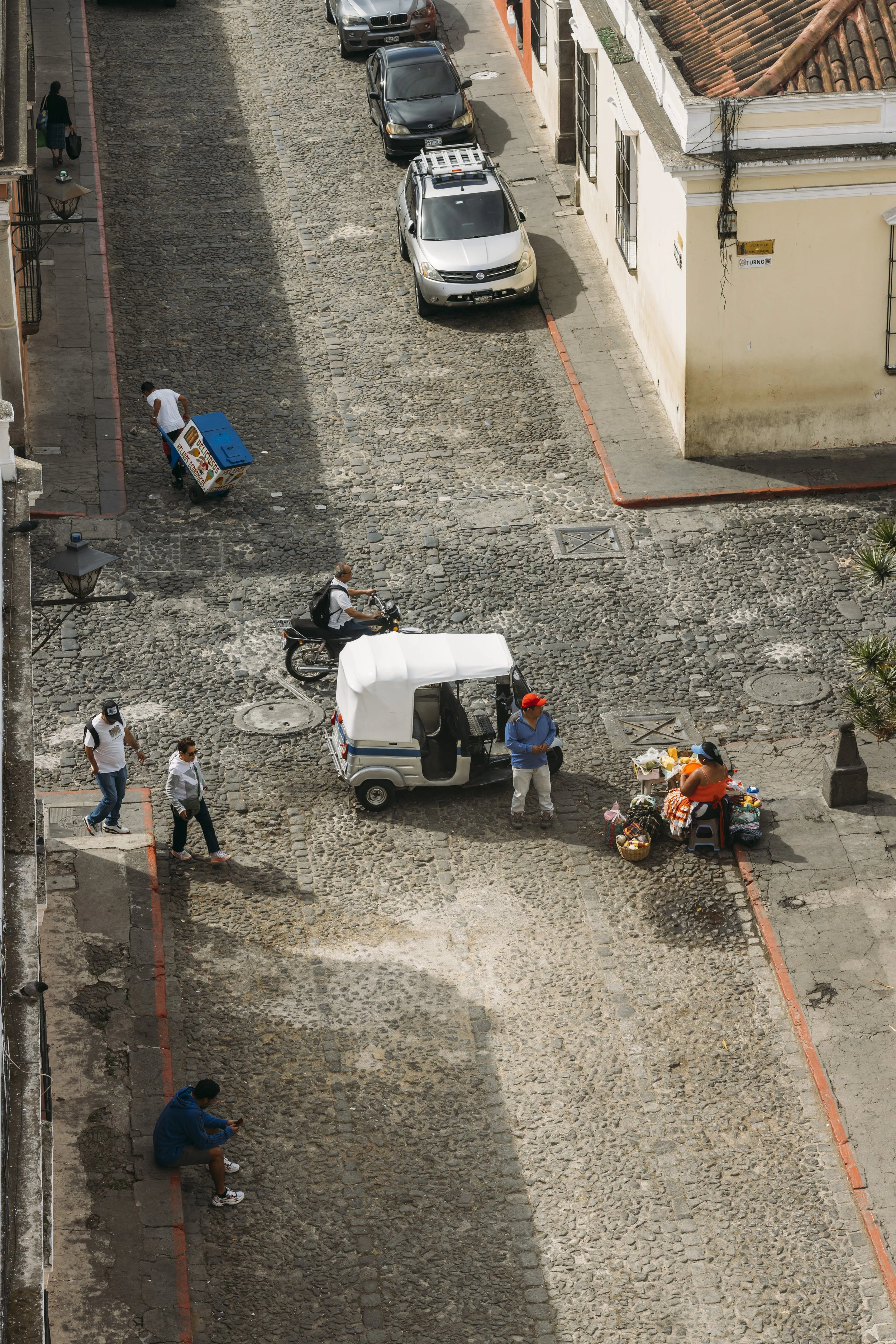 Flashpack_2025_Guatemala_Antigua_Tour_Alina_Tsvor8406.jpg
