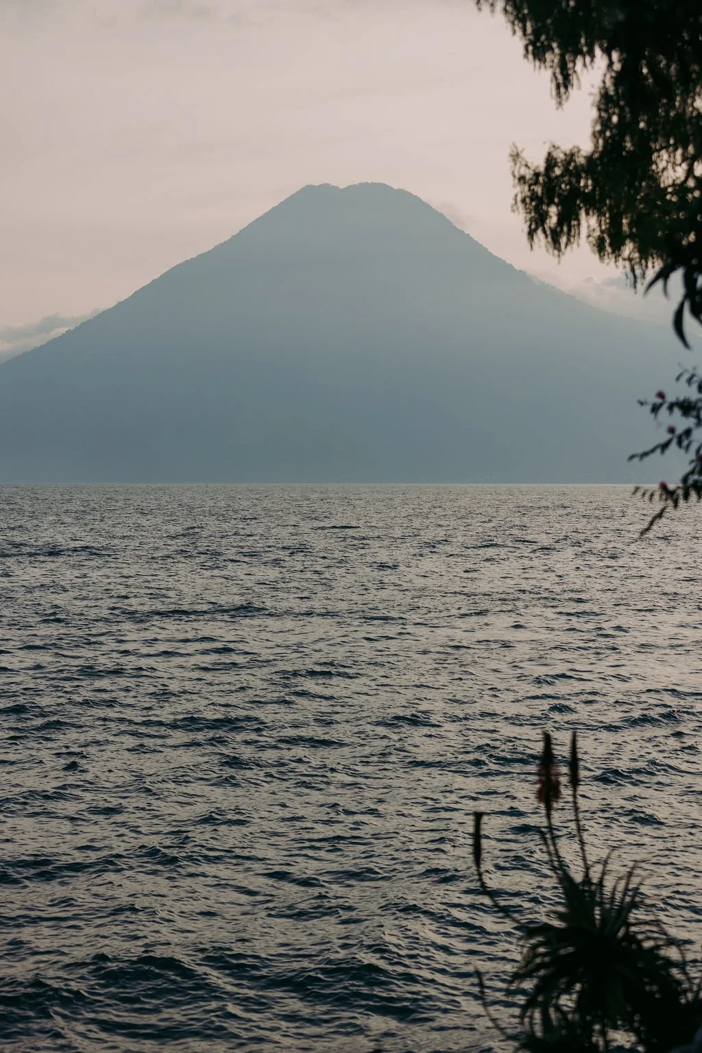 Lake_Atitlan_Guatemala_20231109(AlinaTsvor)-1258.jpg