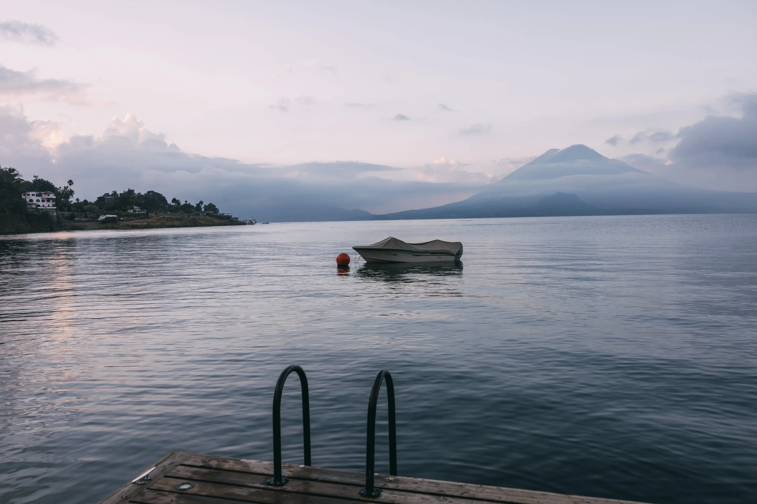 Flashpack_2025_Guatemala_Lake_Atitlan_Alina_Tsvor1508.jpg