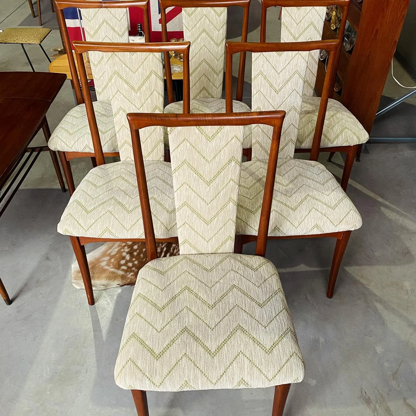 Parker Dining Chairs

Set of 6- stunning teak frames have been  restored to their former glory &amp; then upholstered in Warwick commercial fabric

This set has been sold but keep an eye on our Insta for more fully restored mid century icons

Open Sa