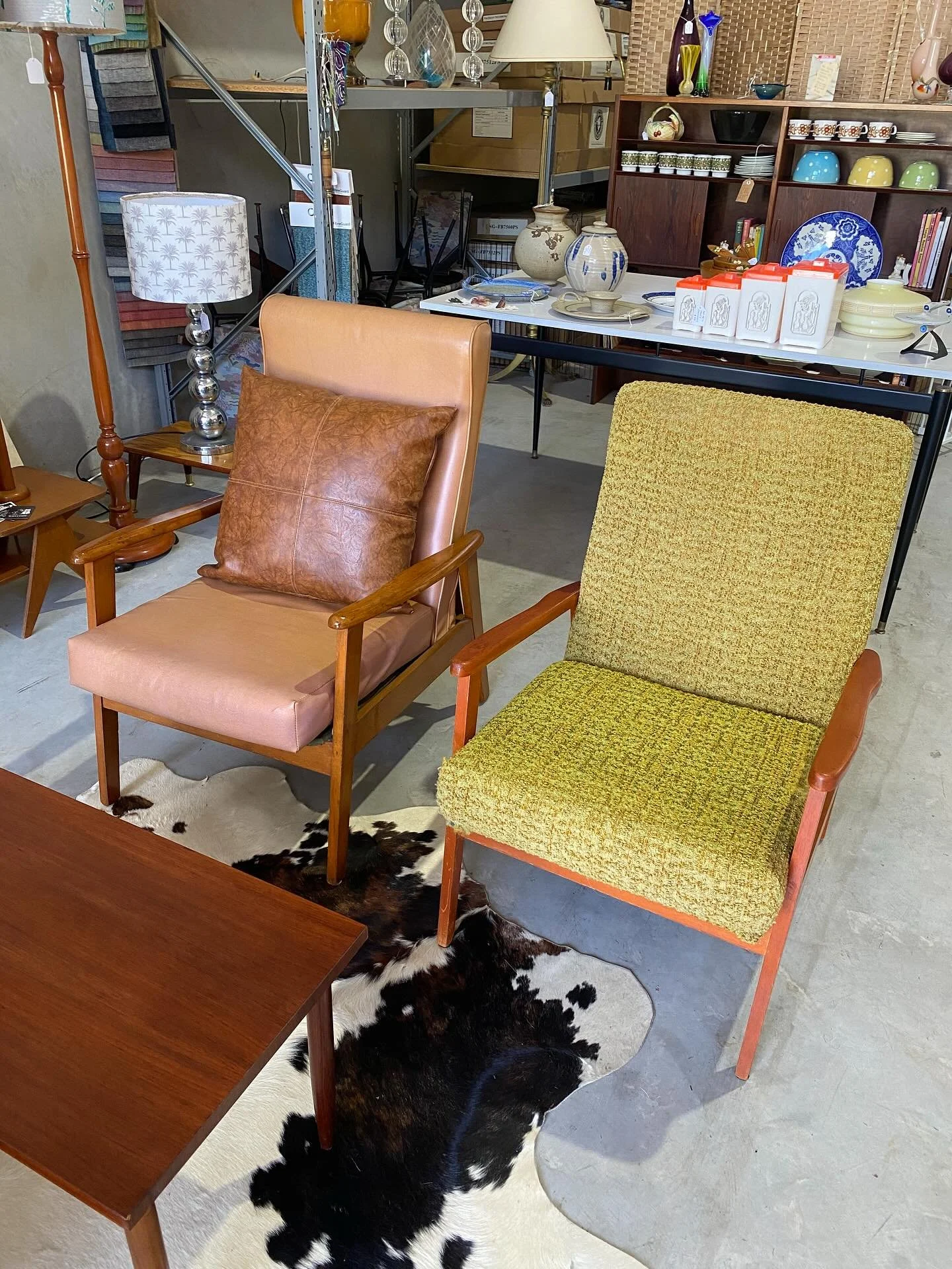 Mid Century TV Chairs

$50 each for these unrestored armchairs

Open Saturday 10-3