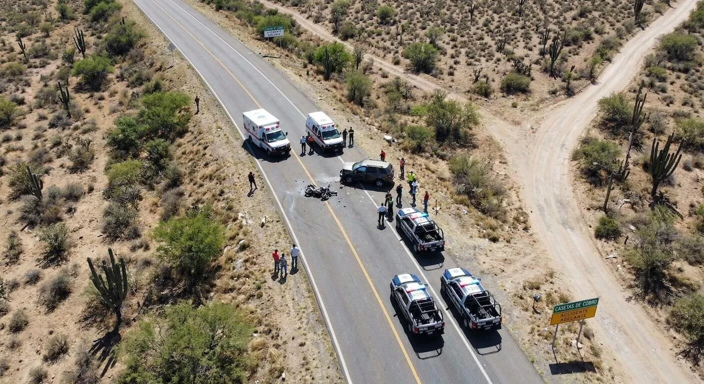 Accidente en carretera — La aseguradora fue condenada a pagar +4.3 millones de pesos como indemnización por la pérdida del brazo izquierdo de la víctima.