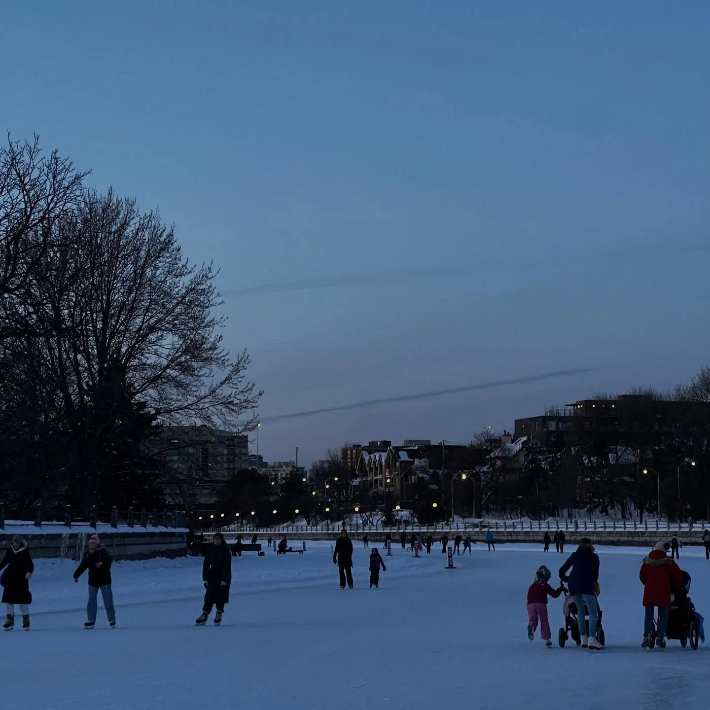 This week on The Place of Sound: @strongtownsottawa 🏙️
I&rsquo;m genuinely excited about this one. I went to the Ottawa Urbanism Book Club at the Ottawa Public Library and recorded a couple conversations about housing, transit, and what it looks lik