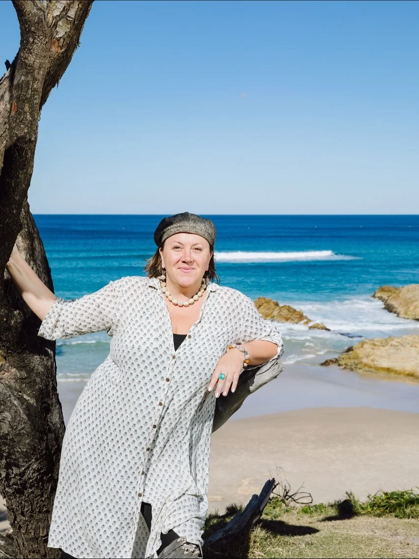 ✨ STOP 21 | Seed Tree Studio &ndash; Meet Amber Vicum ✨

Discover the creativity of Amber Vicum, one of Straddie&rsquo;s most loved jewellery makers and visual artists! 💎🌊

Amber&rsquo;s art is a joyful blend of seeds, shells, precious stones, recy