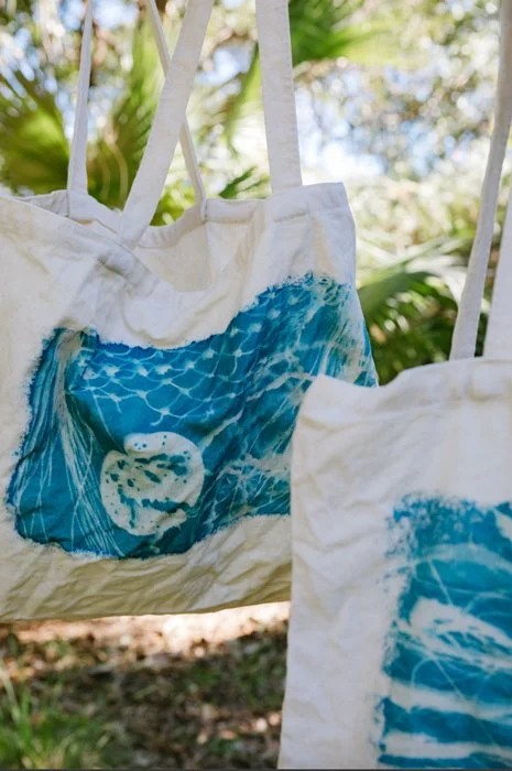 ArtsTrail-Renata-Elisa-cyanotype-bags-drying-2026-Photo-Julie-Sisco.jpg
