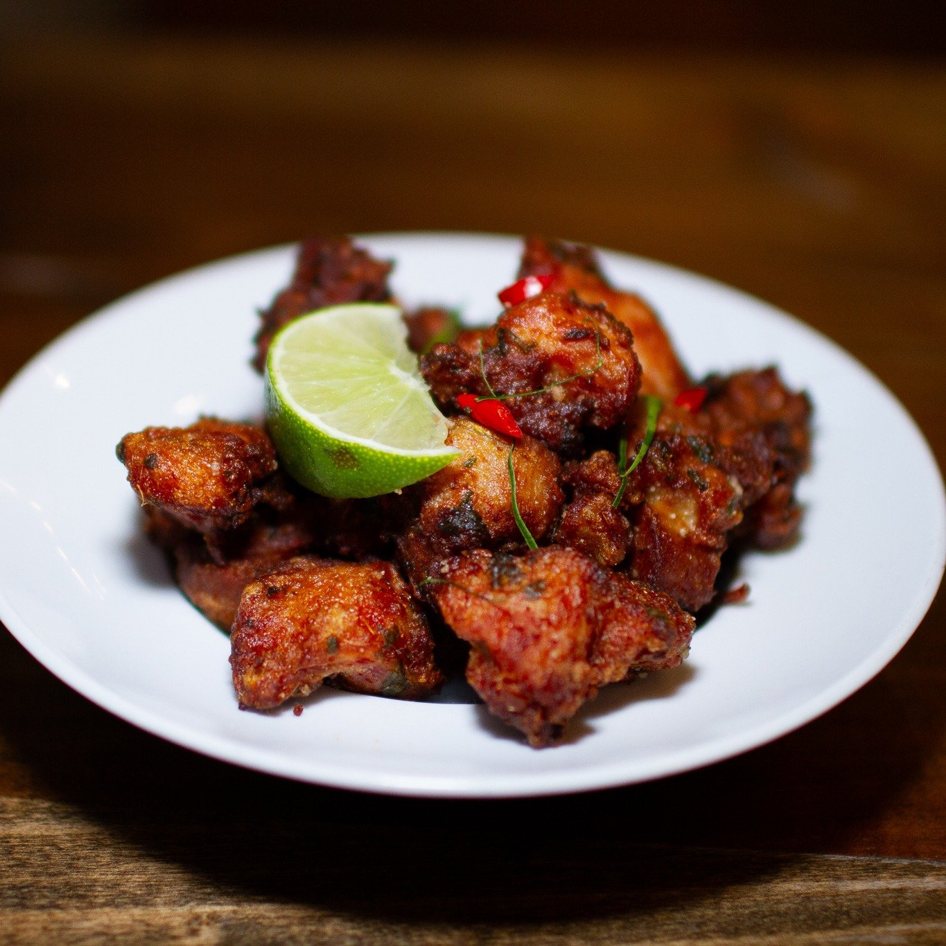 Check out our unique Lemongrass Fried Chicken, infused with zesty lime juice, fragrant kaffir lime leaves, and a hint of Thai chili pepper.

#HighSideVA #CraftBeer #AsianStreetFood #FairfaxCity #northernvirginia #dmvfood #diningindc #vafoodie #virgin