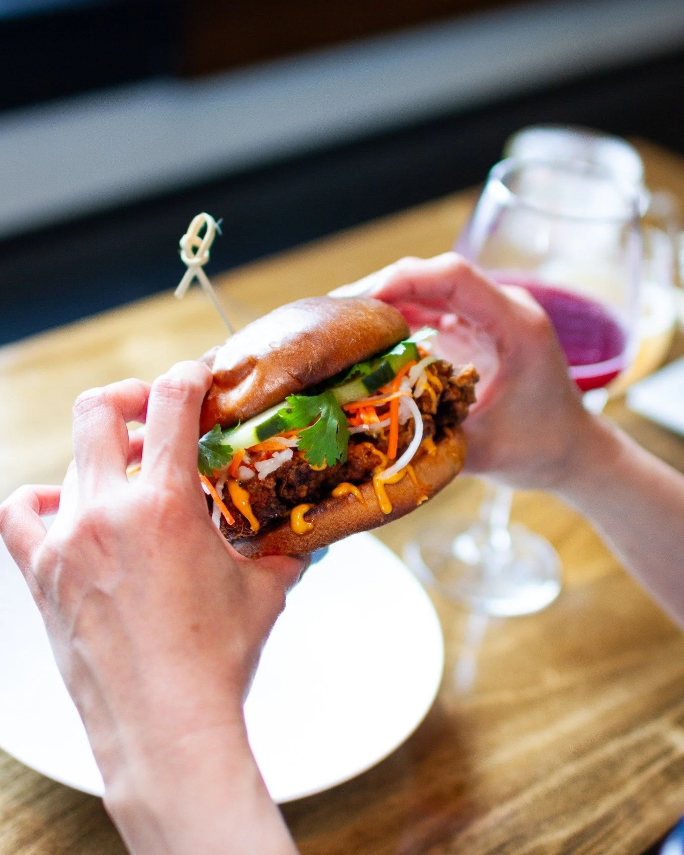 Wednesday is the day to treat yourself.
Our Fried Chicken Sandwich and Crispy Tofu Sandwich are 50% OFF all day, dine-in only.
Crispy, crunchy, packed with flavor, and honestly, choosing between the two might be the hardest decision you make today.
M