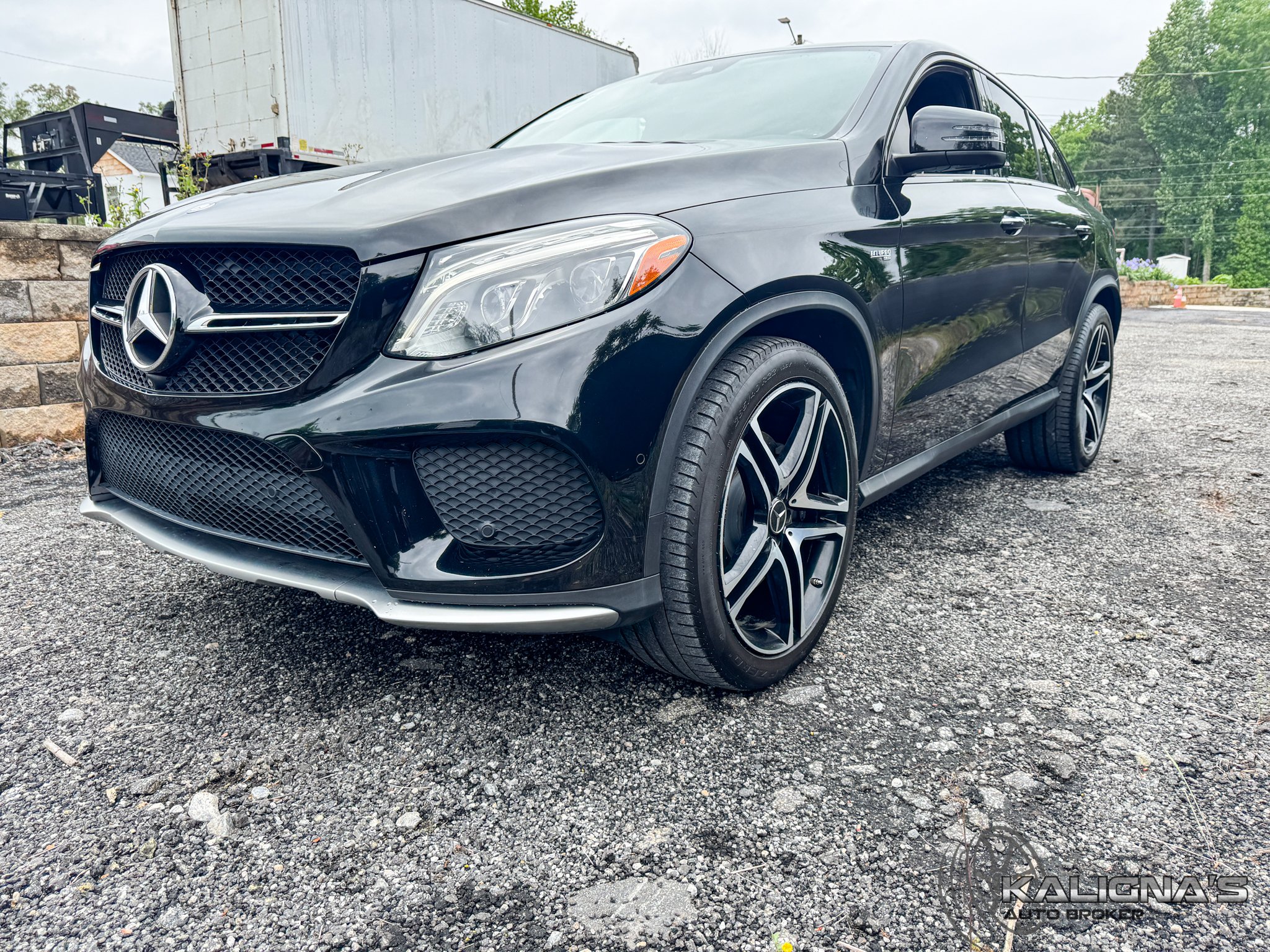 2017BlackGLE43Coupe-08.jpg
