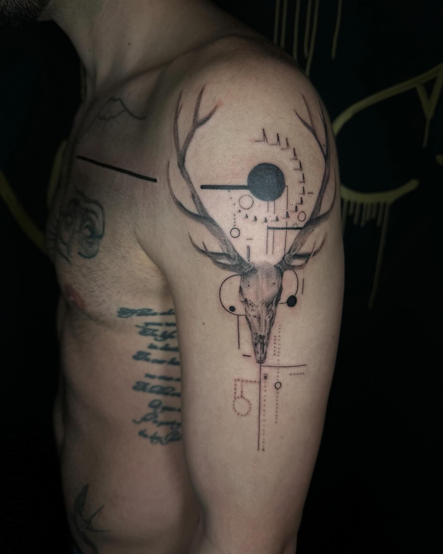 Added some more to Alex&rsquo;s sleeve we&rsquo;ve been working on.