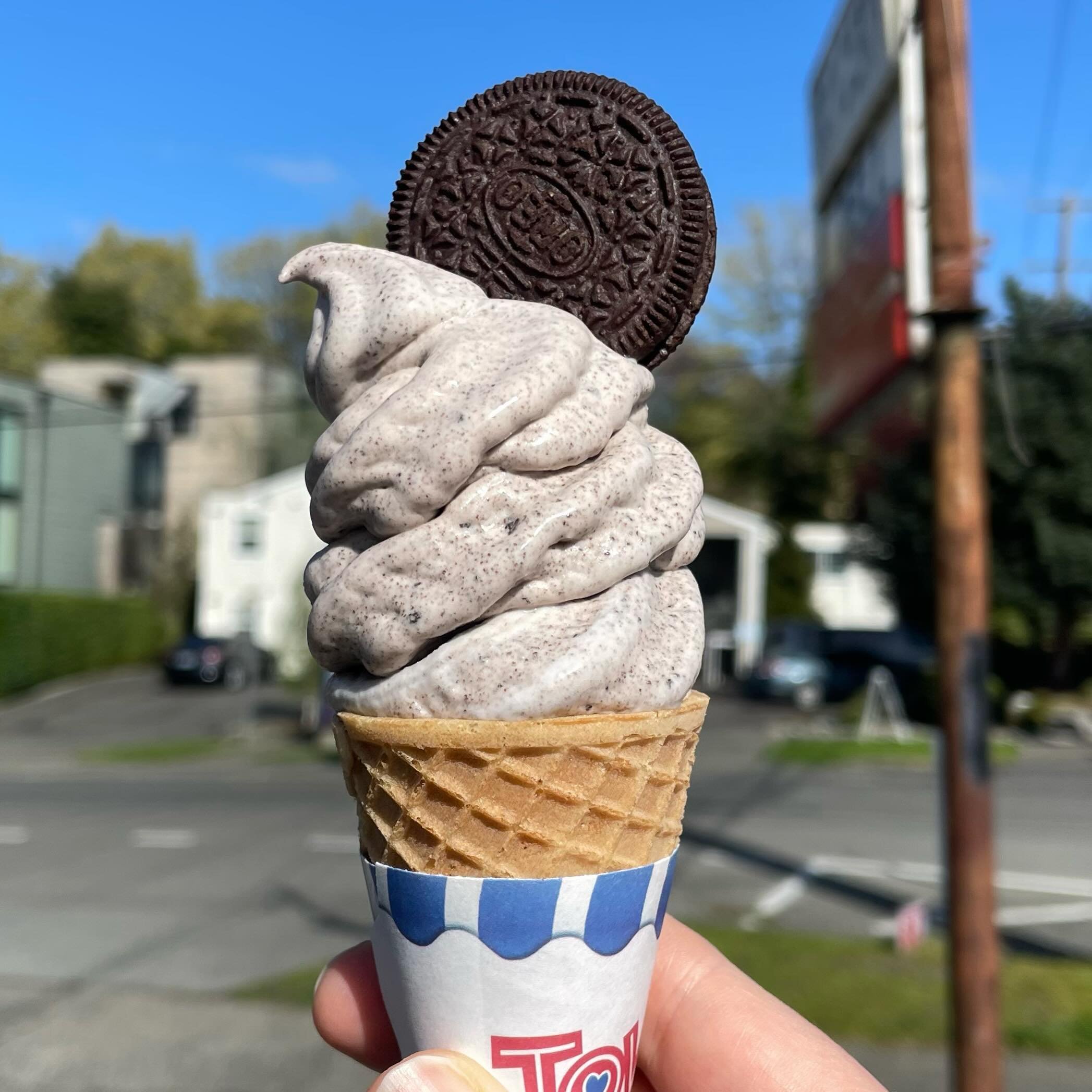 Oreo ready for this? Our newest seasonal ice cream flavor is Oreo! Try it blended into sweet cream for an awesome cookies &lsquo;n&rsquo; cream treat, or into coconut cream for a dairy free delight. Available for a limited time!

#NZxNW #newzealandst