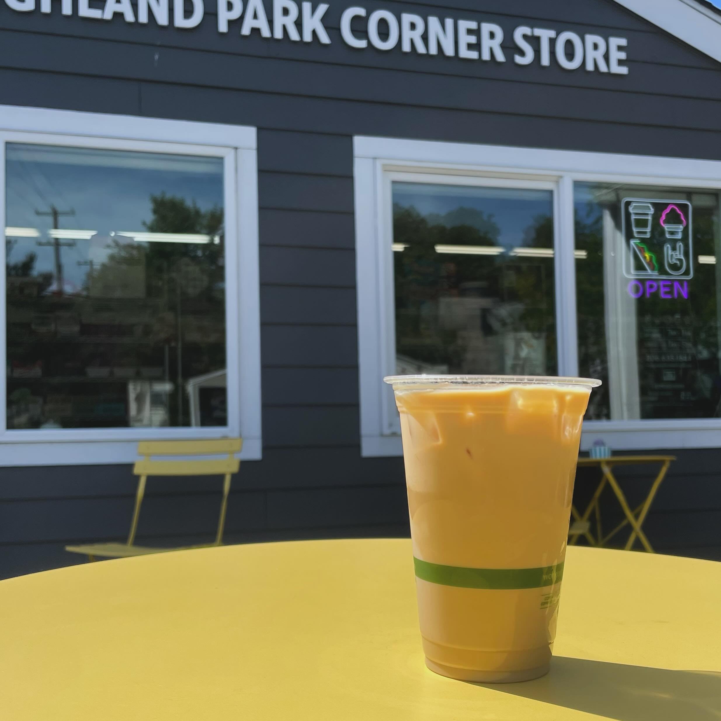 This sunshine has us ready for summertime! Our newest drink is Heat Waves - housemade hot honey with espresso and milk. It&rsquo;s great iced or hot - and it has a kick! 🌶️

#heatwaves #hothoney #honeylatte #hothoneylatte #🐝 #highlandpark #cornerst