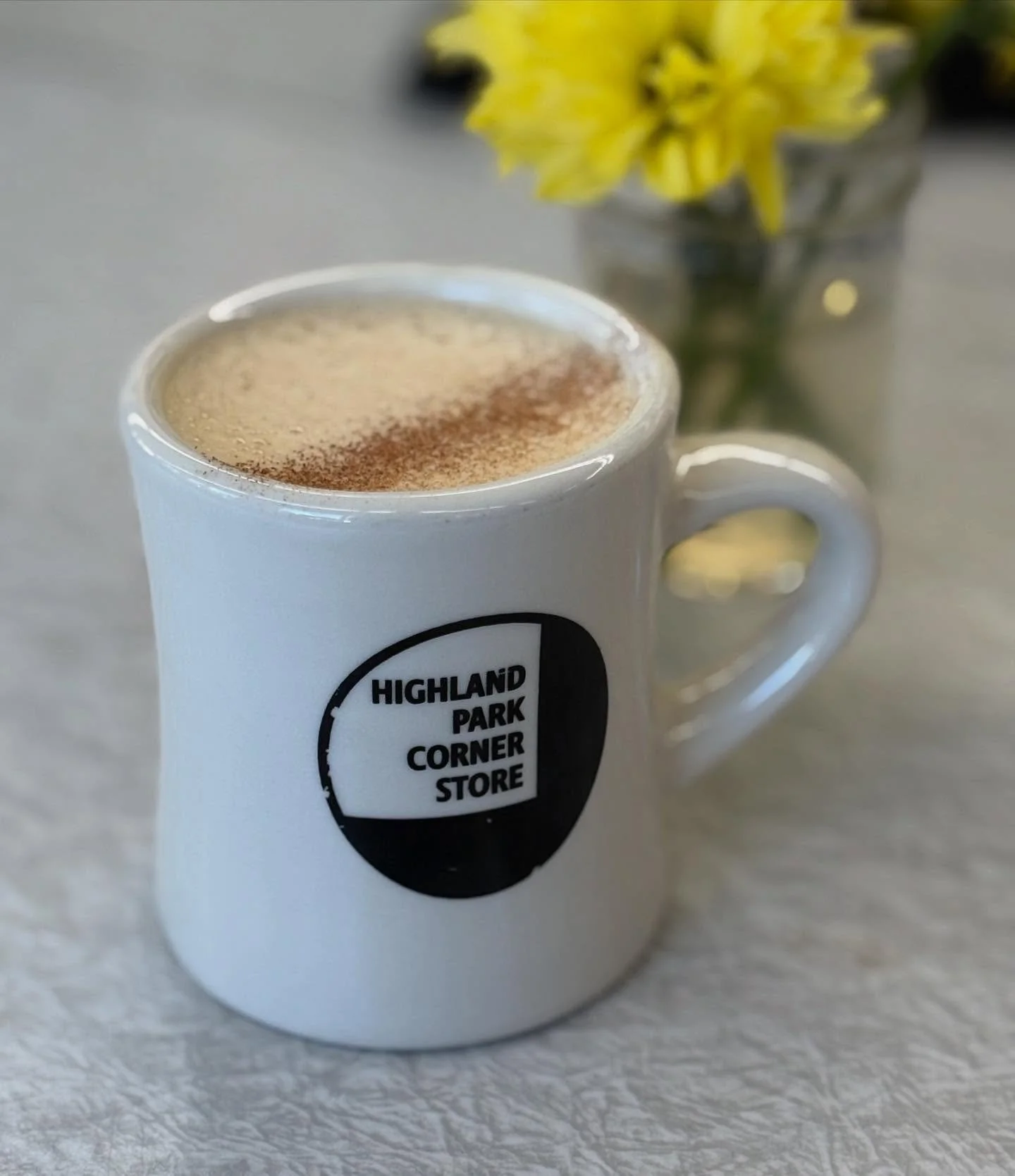Need a little pick-me-up? Please meet our Apple Chai-der. We steam our housemade chai blend together with local apple cider for a sweet-n-spicy, lightly caffeinated warmer - it&rsquo;s cozy like an autumn sweater. 

#applechaider #chai #applecider #f