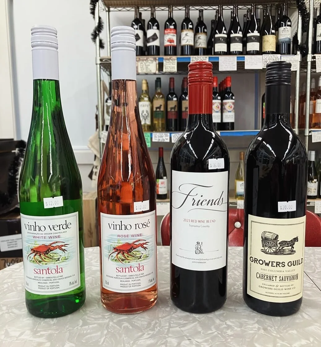 We&rsquo;re back with another selection of all new wines for you to try at this week&rsquo;s Wine Tasting with Clark 🍷🍷 Swing by this Thursday from 5-7:30pm to find your new favorite wine. 

#winetasting #vinhoverde #highlandpark #cornerstore #west
