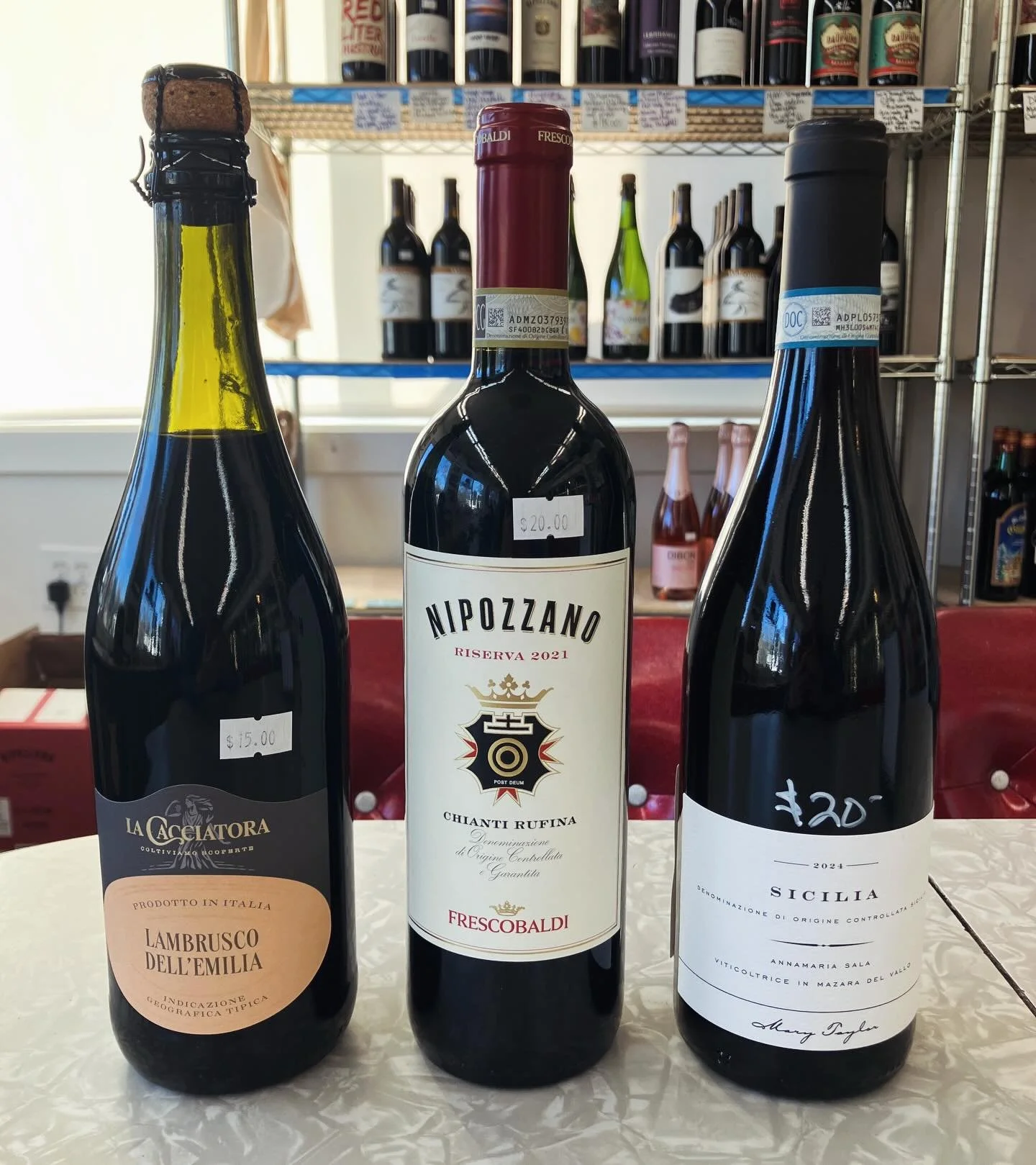 Join us for wine tasting this Thursday evening and try some lovely red wines for your 💘 Valentine&rsquo;s Day - including a new Lambrusco (we ❤️ a good Lambrusco at the Corner Store). 

Wine tastings are every Thursday from 5-7:30pm. 

#winetasting 