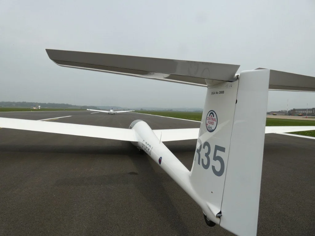 RSGC celebrates 2 more years funding for the popular MEF gliding bursary programme