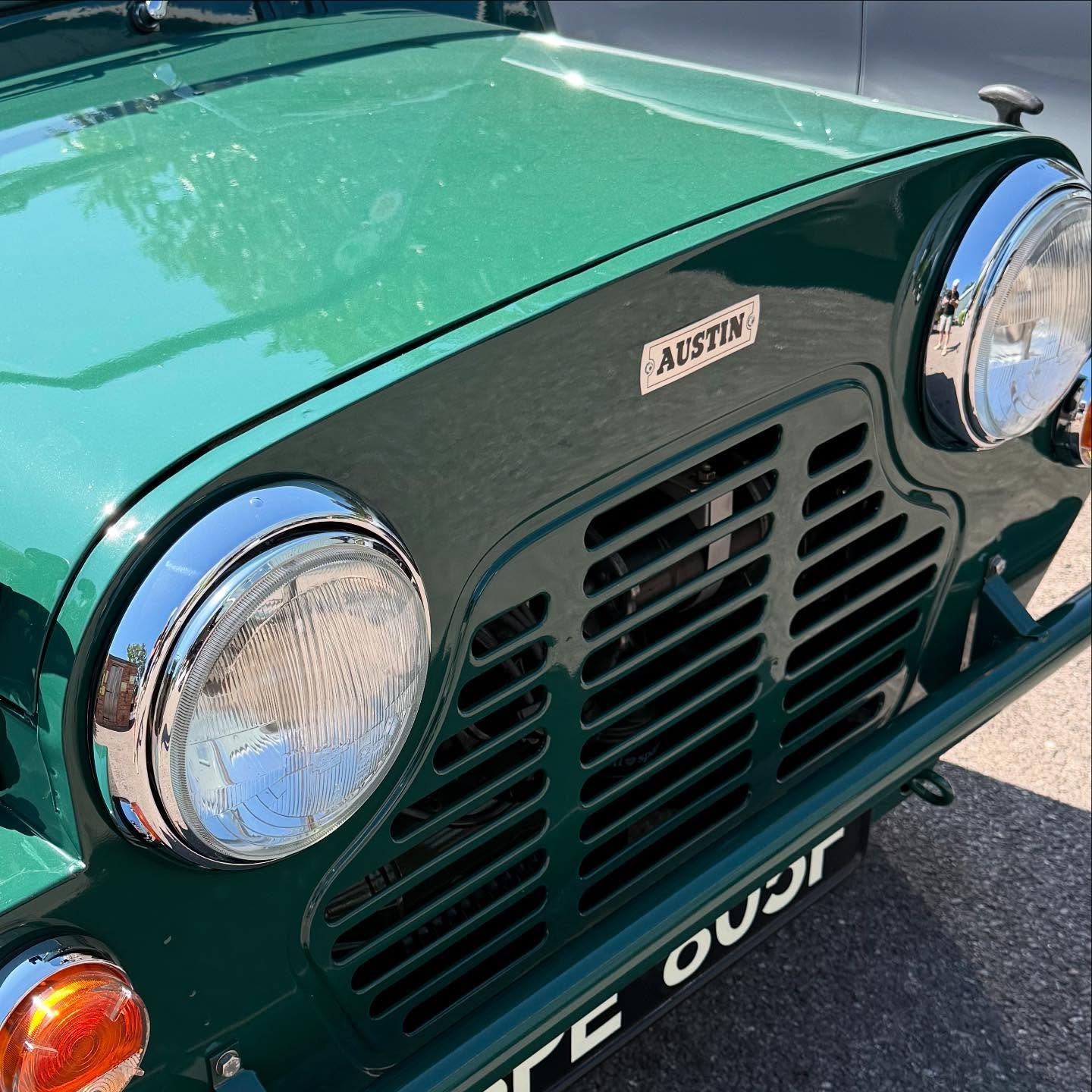 Only about a tenth of the 14,500 British produced Mokes were sold in the United Kingdom. The Cowley plant started building Mokes in January 1964 and finished production in 1968 #minimoke