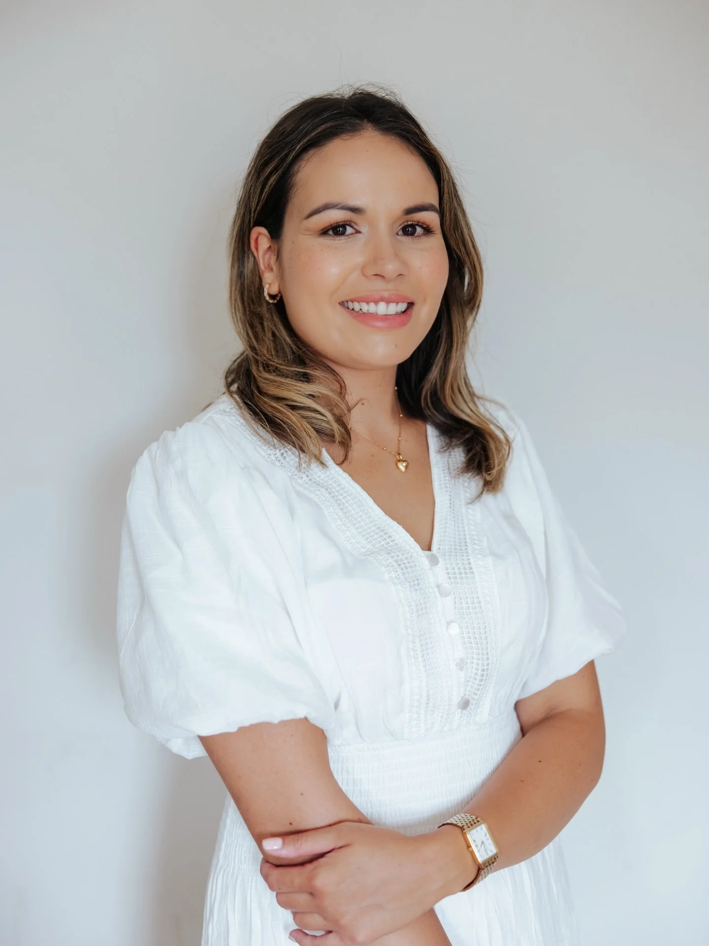 👋 Hi, if you&rsquo;re new here I&rsquo;m Laura! 

I&rsquo;ve been a therapist for over 14 years, but my approach isn&rsquo;t just about skin. It&rsquo;s about creating a space where you can truly switch off, feel seen, and leave feeling refreshed in