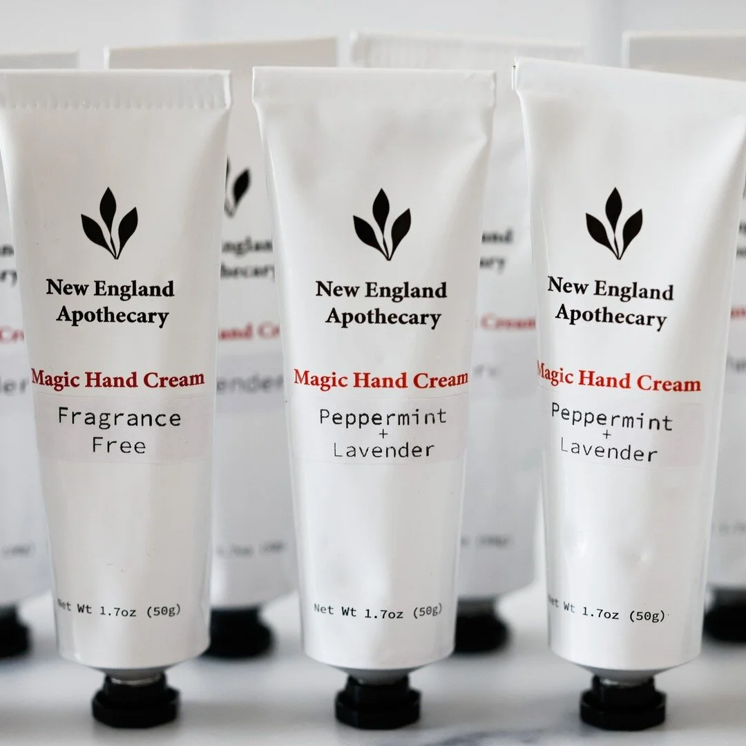 My magic hand cream is packaged in aluminum tubes for environmental friendliness! Aluminum is super protective for the creams, shielding them from UV light and protecting against oxidation. It's also lightweight for shipping (unlike glass) and infini