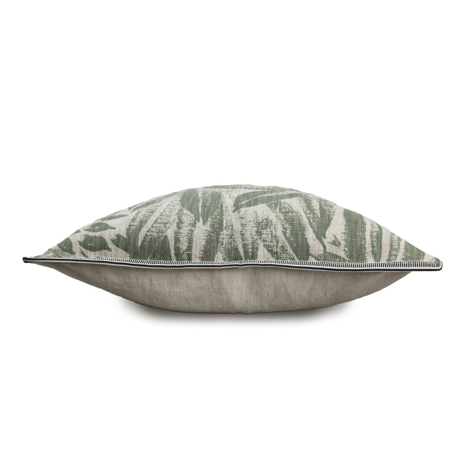 MAISON+CASAMANCE_LMC-Housse-Valarta-CO48602-Tranche-borrowed.jpg