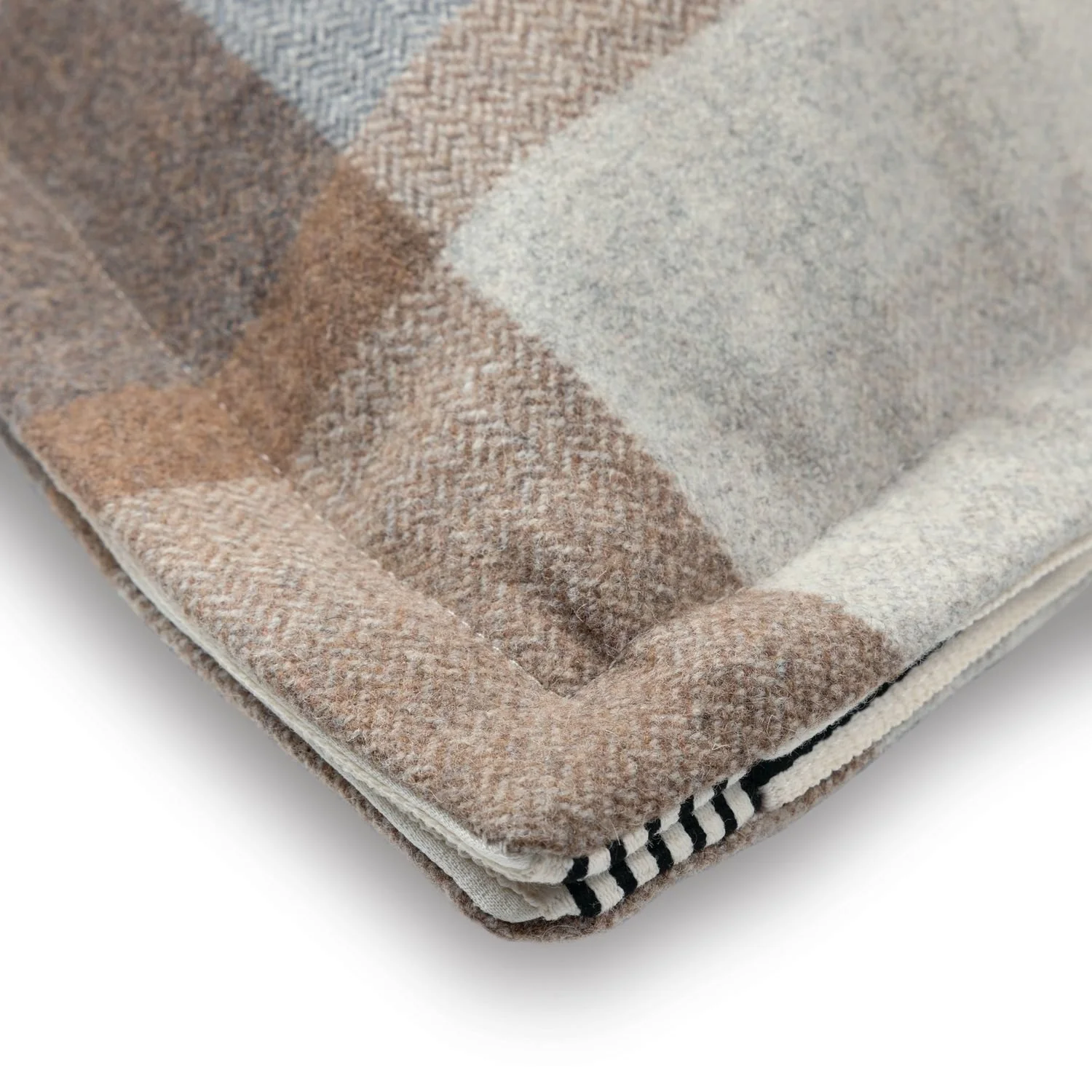 Maison Casamance Vanoise Beige cushion, close up of the edge and fabric