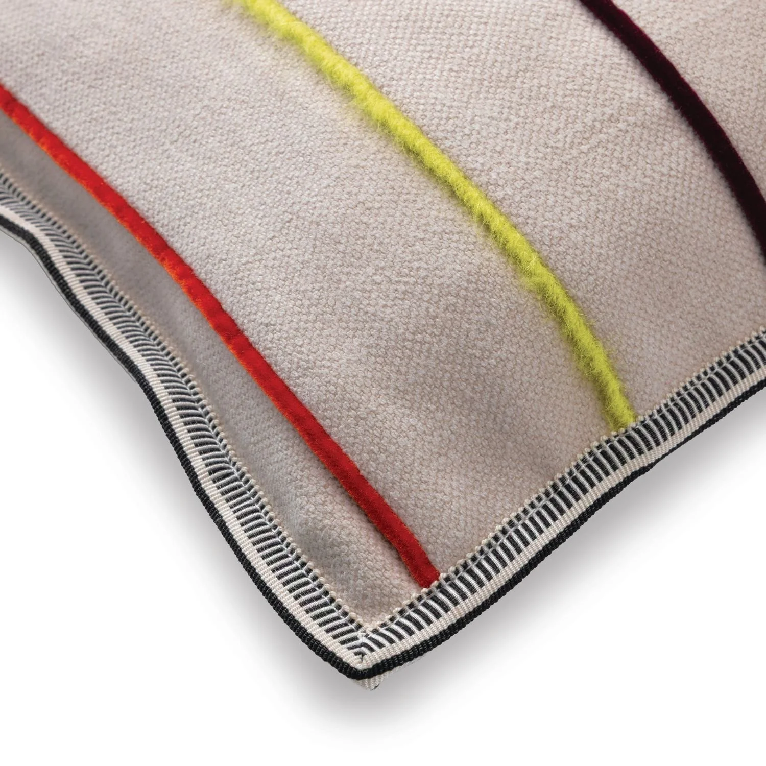 Maison Casamance Killin Orange Vert cushion, close up of the edge and fabric