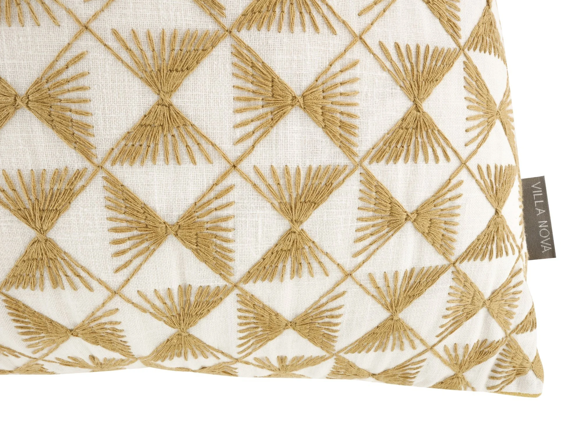 Villa Nova Parterre Husk cushion, 50 × 50 cm, corner detail