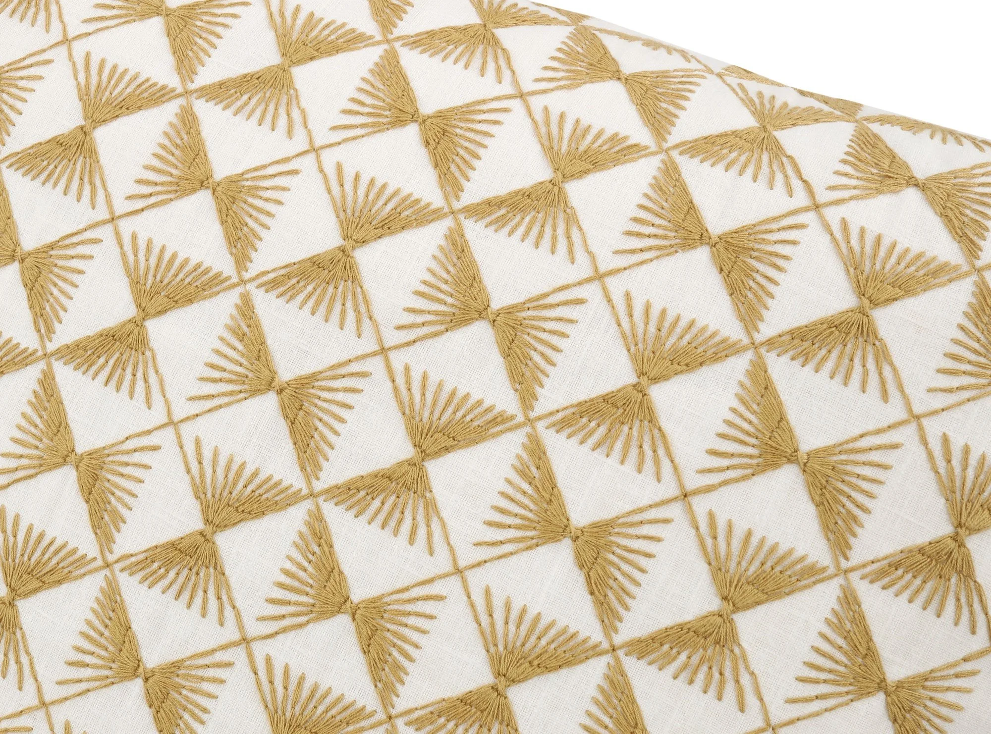 Villa Nova Parterre Husk cushion, 50 × 50 cm, close-up of the fabric