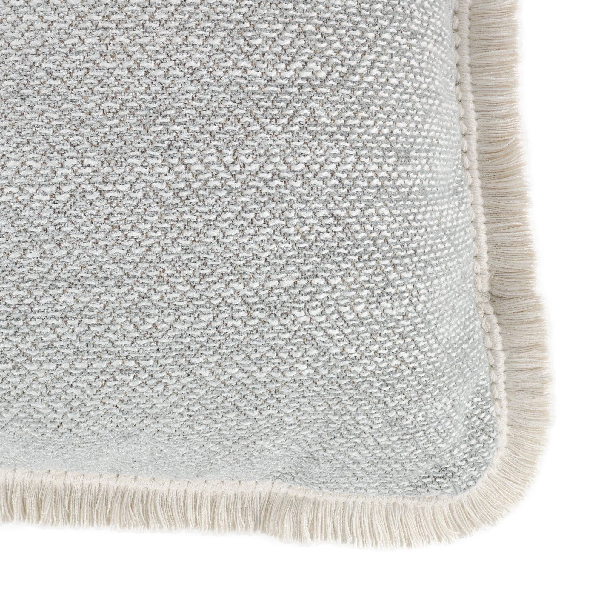 Villa Nova Akalu Tide cushion, 40 × 40 cm, corner detail