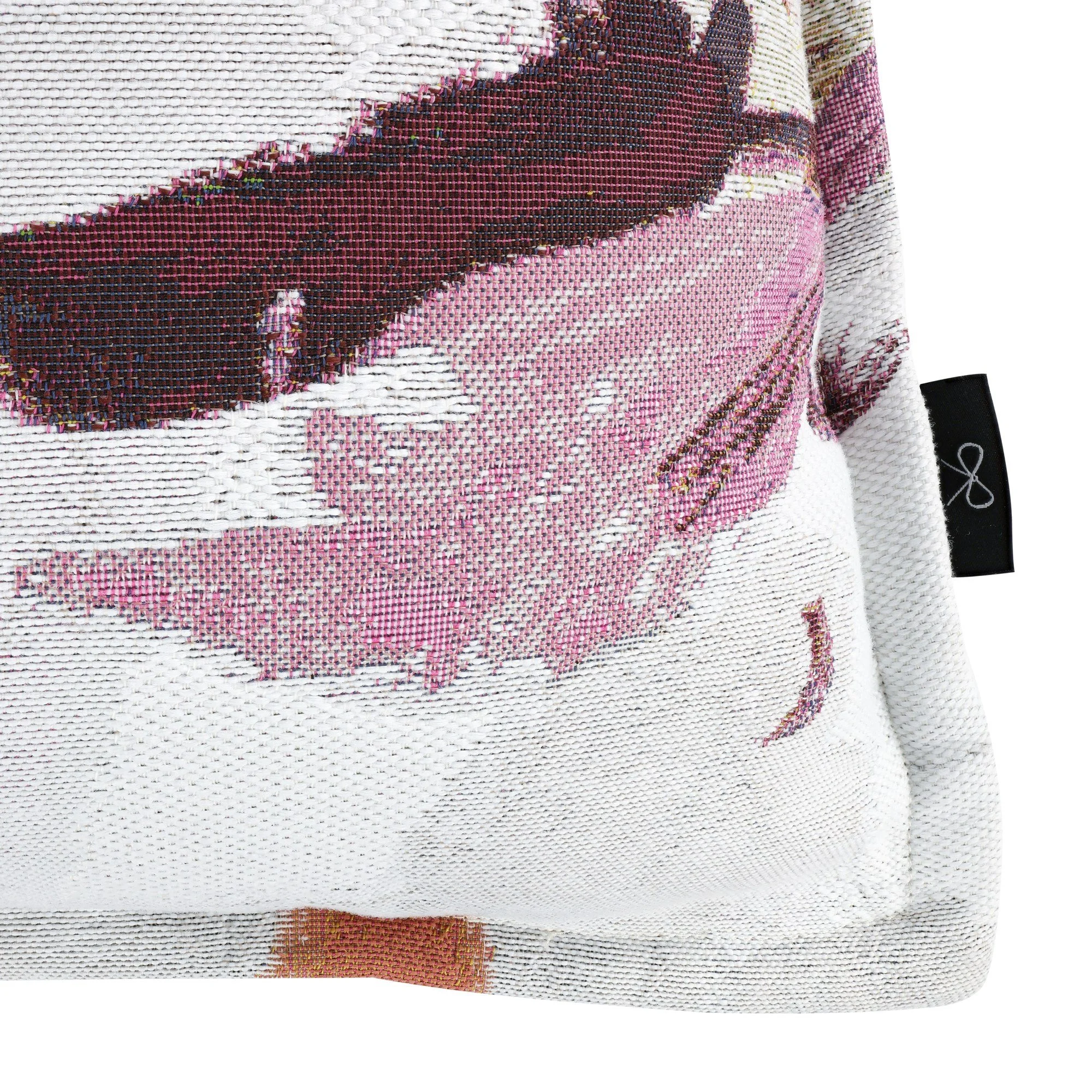 Black Edition Pigment Outdoor Multi cushion, 55 × 55 cm, corner detail