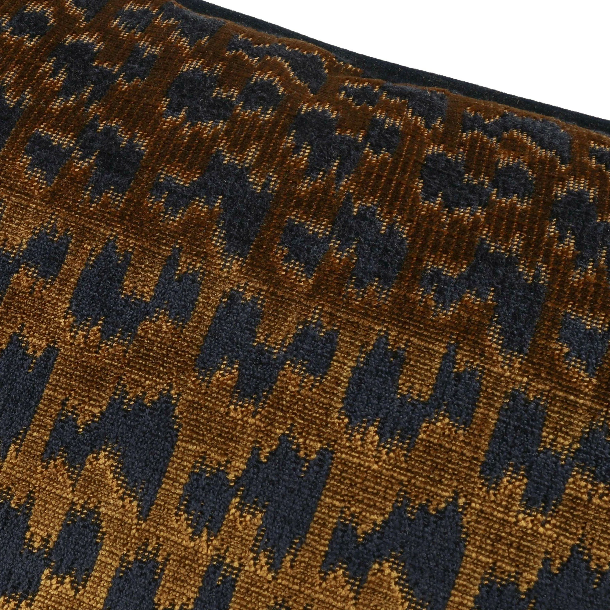 Black Edition Koba Manuka cushion, 60 × 40 cm, close-up of the fabric